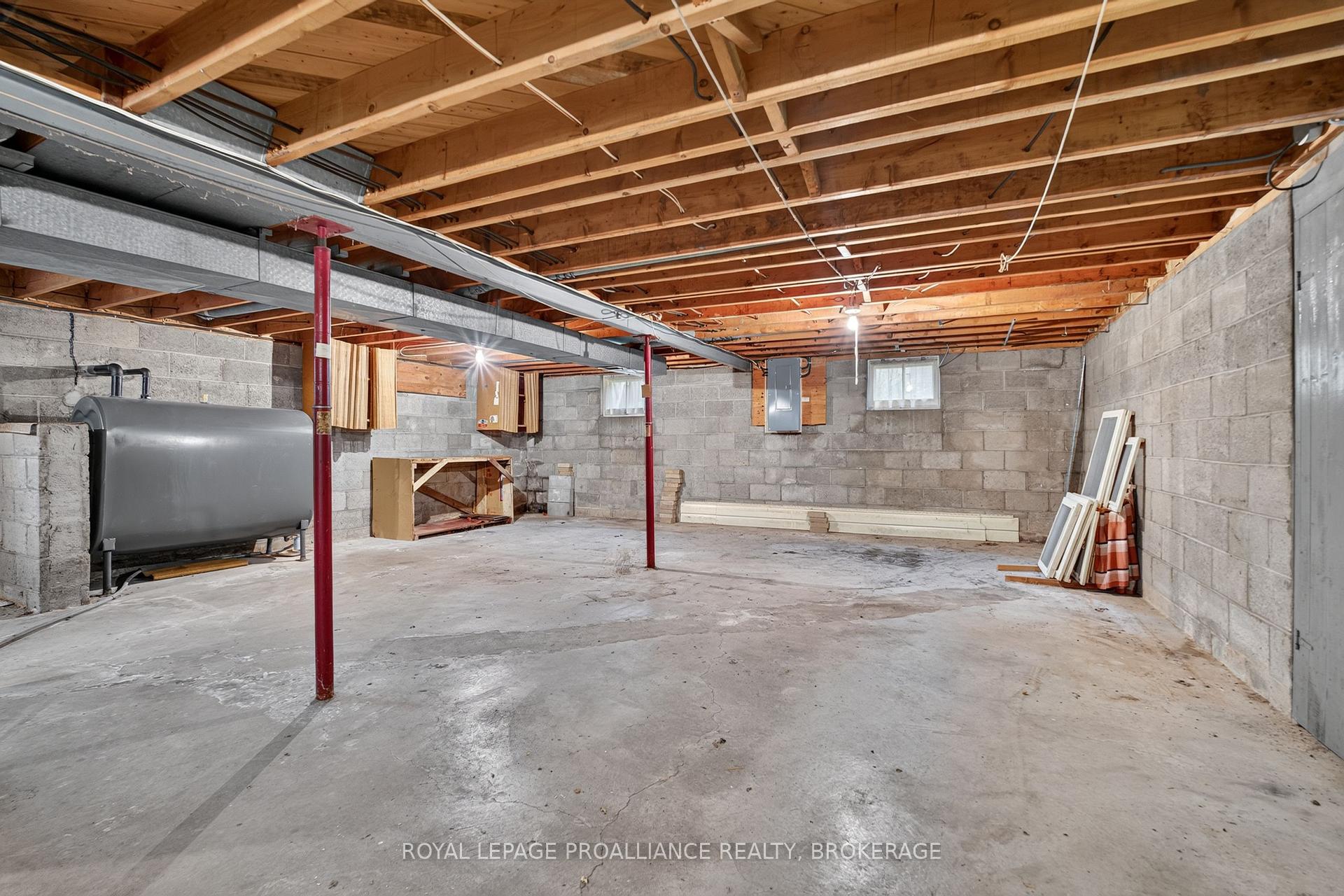Photo 26 of 267 Lakeview Avenue, Kingston, City SouthWest — HOMEH