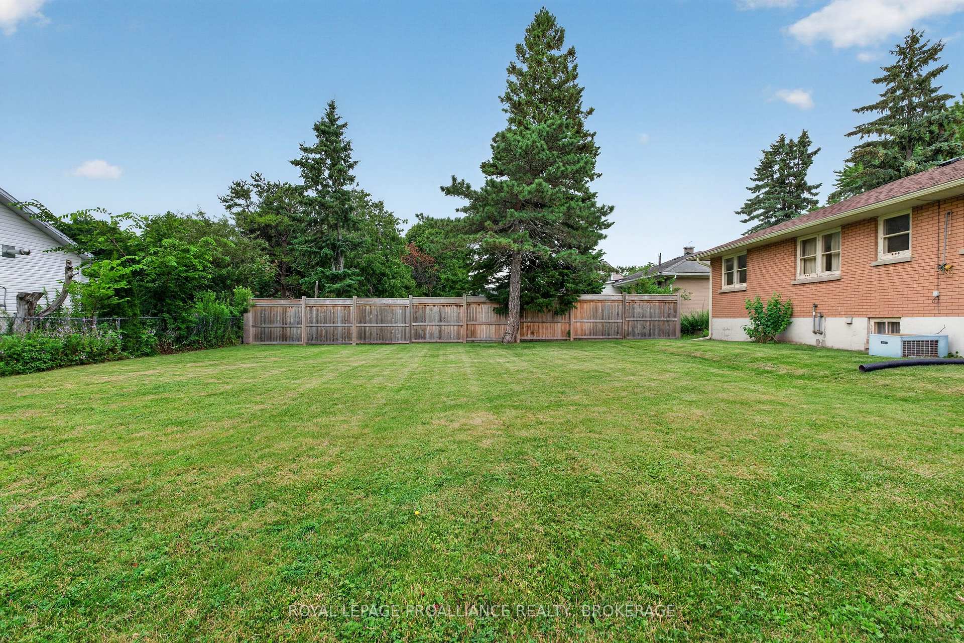 Photo 29 of 267 Lakeview Avenue, Kingston, City SouthWest — HOMEH