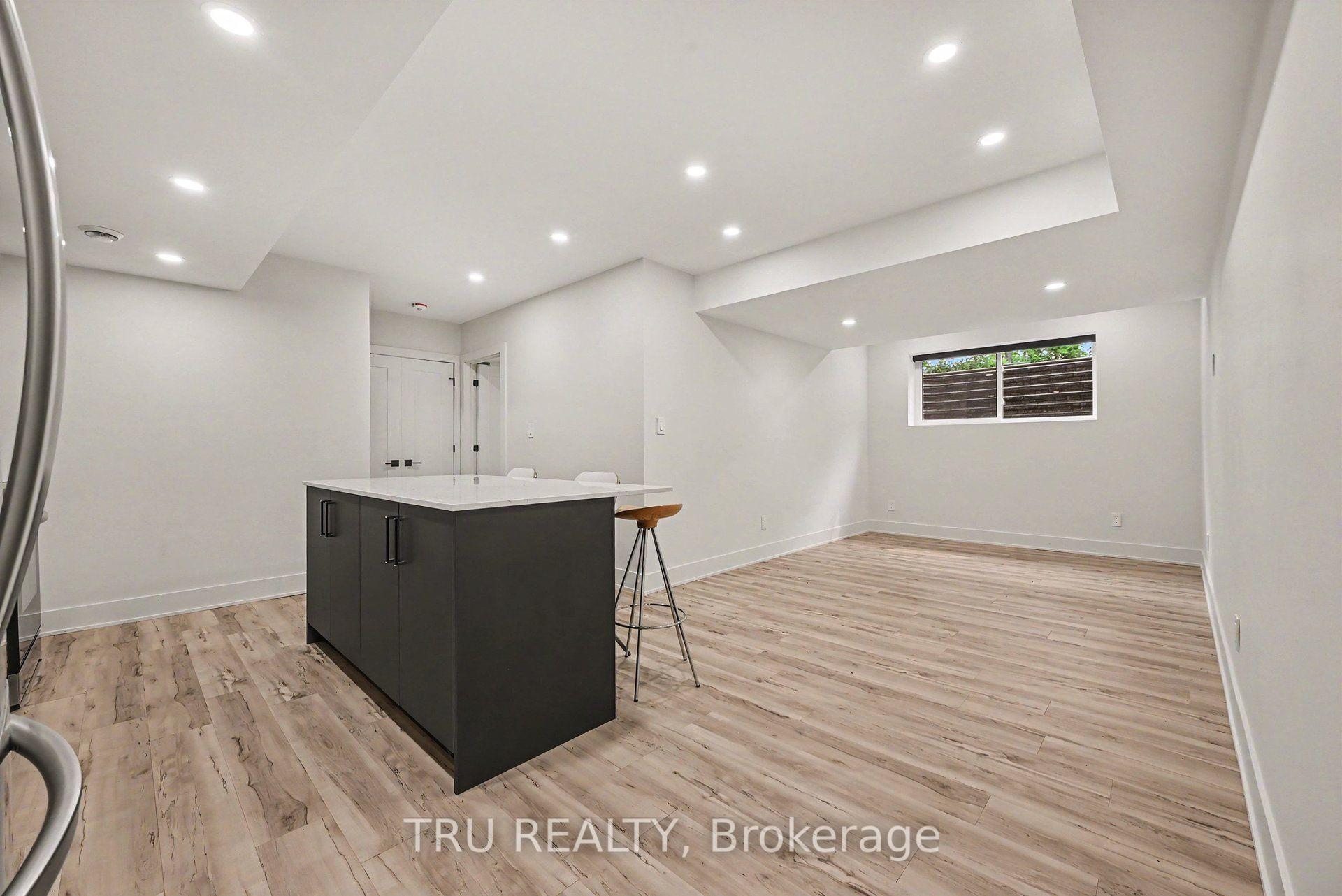 Photo 6 of Unit B, 120 Glynn Avenue, Ottawa, Overbrook — HOMEH