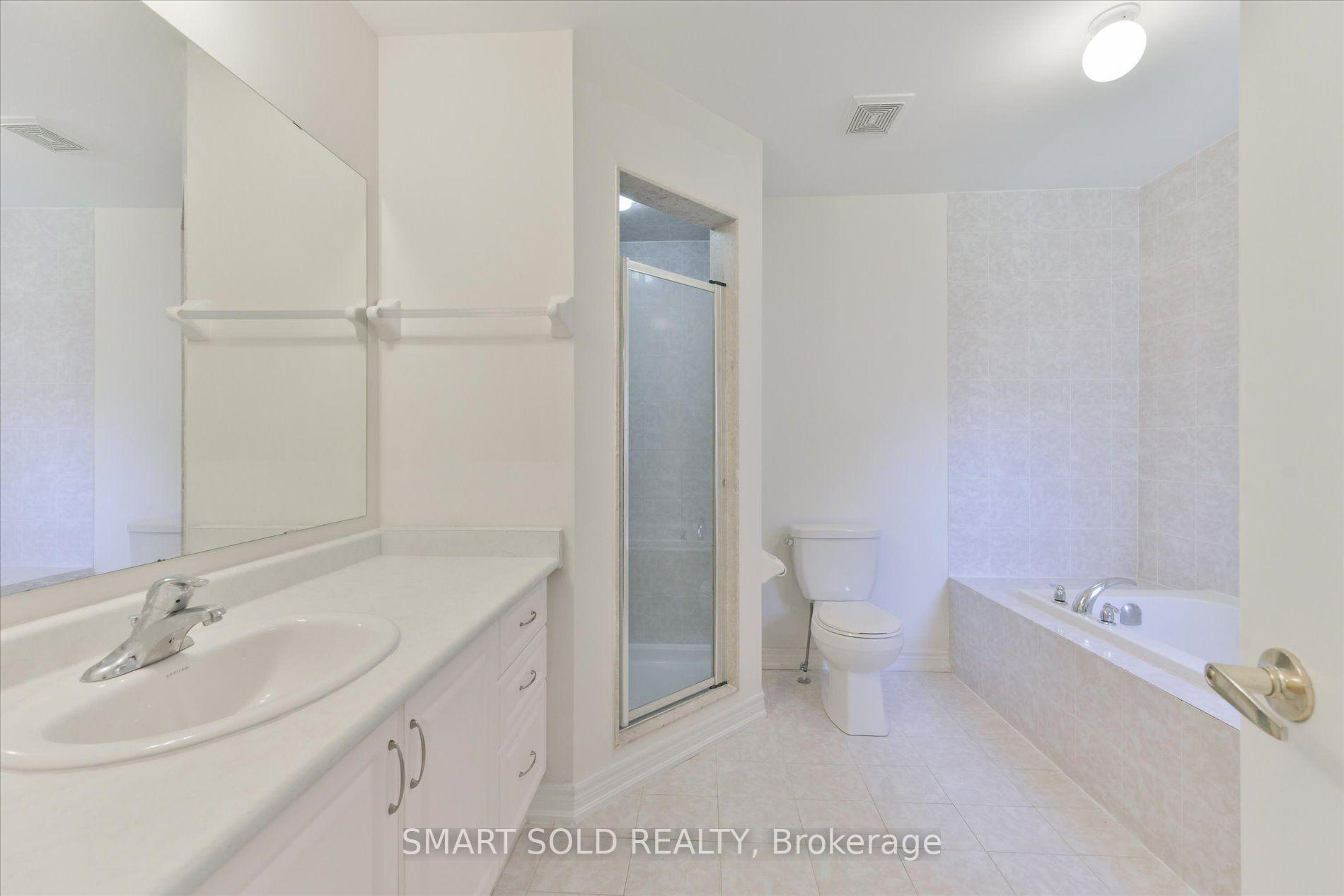 Photo 18 of 76 Christian Ritter Drive, Markham, Berczy — HOMEH