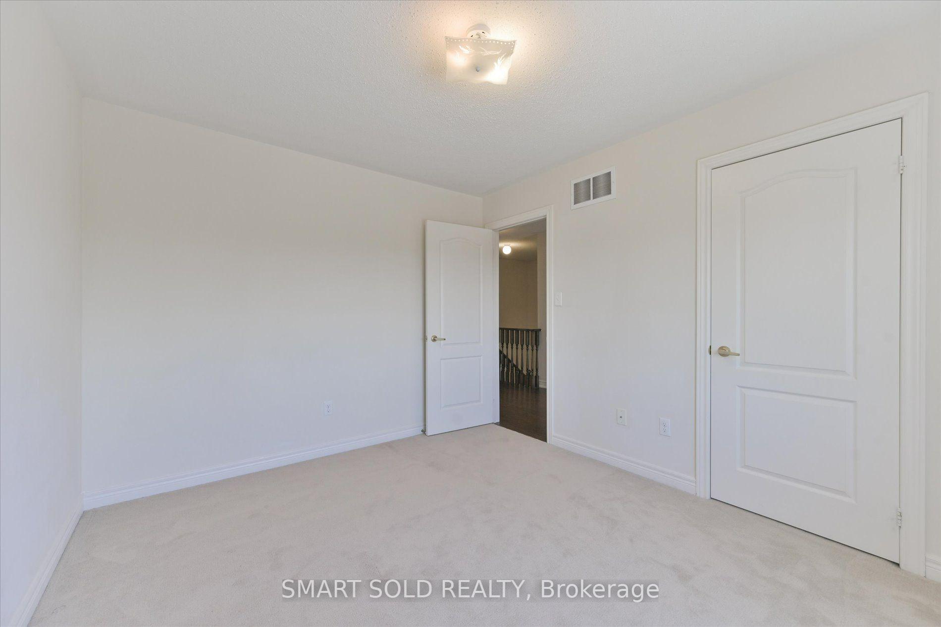 Photo 22 of 76 Christian Ritter Drive, Markham, Berczy — HOMEH