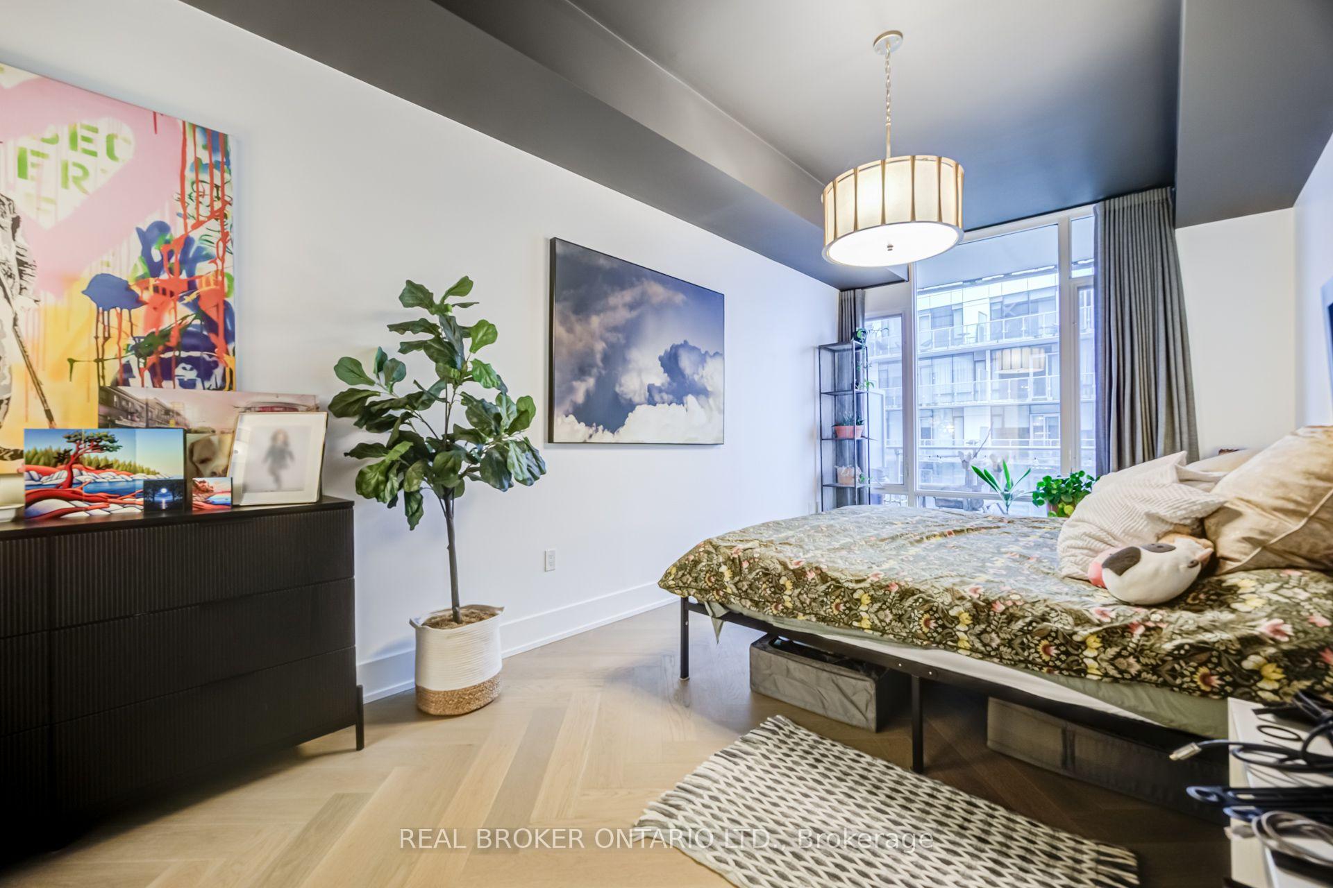 Photo 15 of Unit 916, 29 Queens Quay E, Toronto, Waterfront Communities — HOMEH