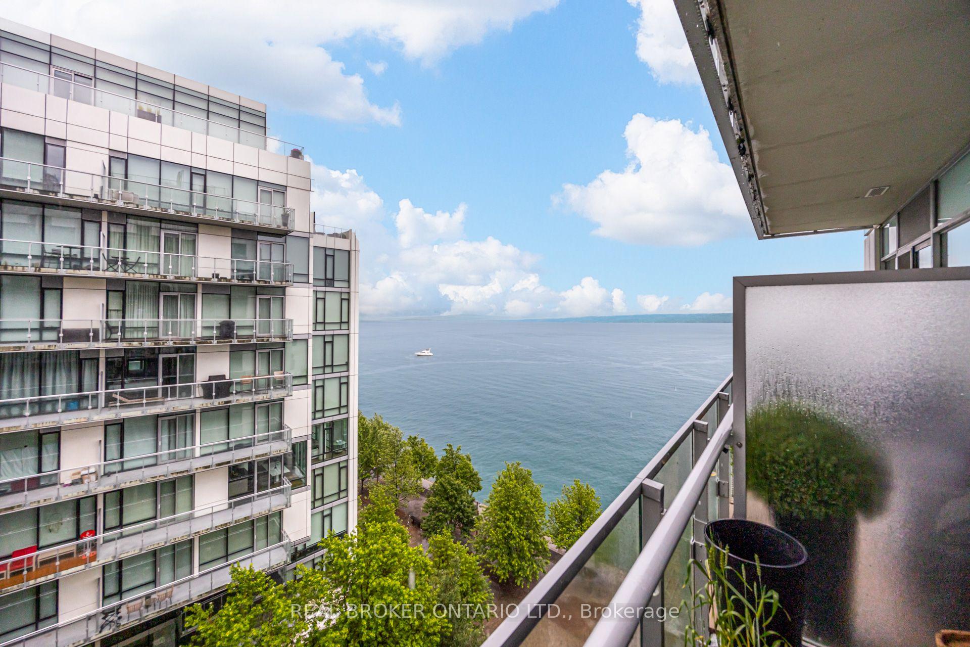 Photo 22 of Unit 916, 29 Queens Quay E, Toronto, Waterfront Communities — HOMEH