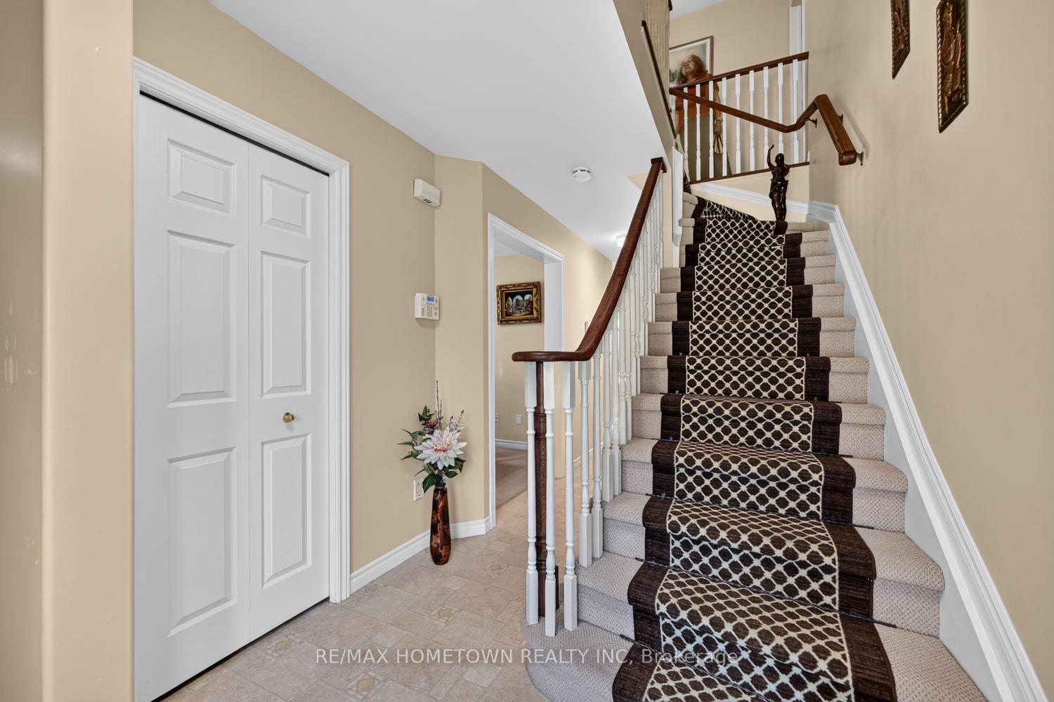 Photo 7 of 286 Beley Street, Brockville, Brockville — HOMEH