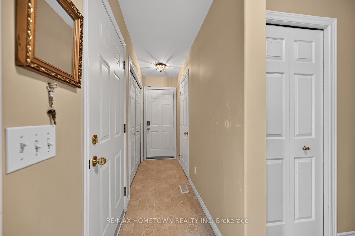 Photo 10 of 286 Beley Street, Brockville, Brockville — HOMEH
