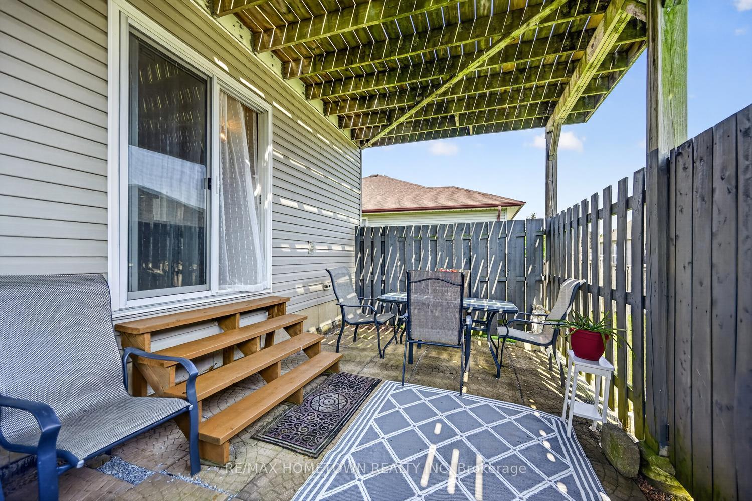 Photo 18 of 286 Beley Street, Brockville, Brockville — HOMEH