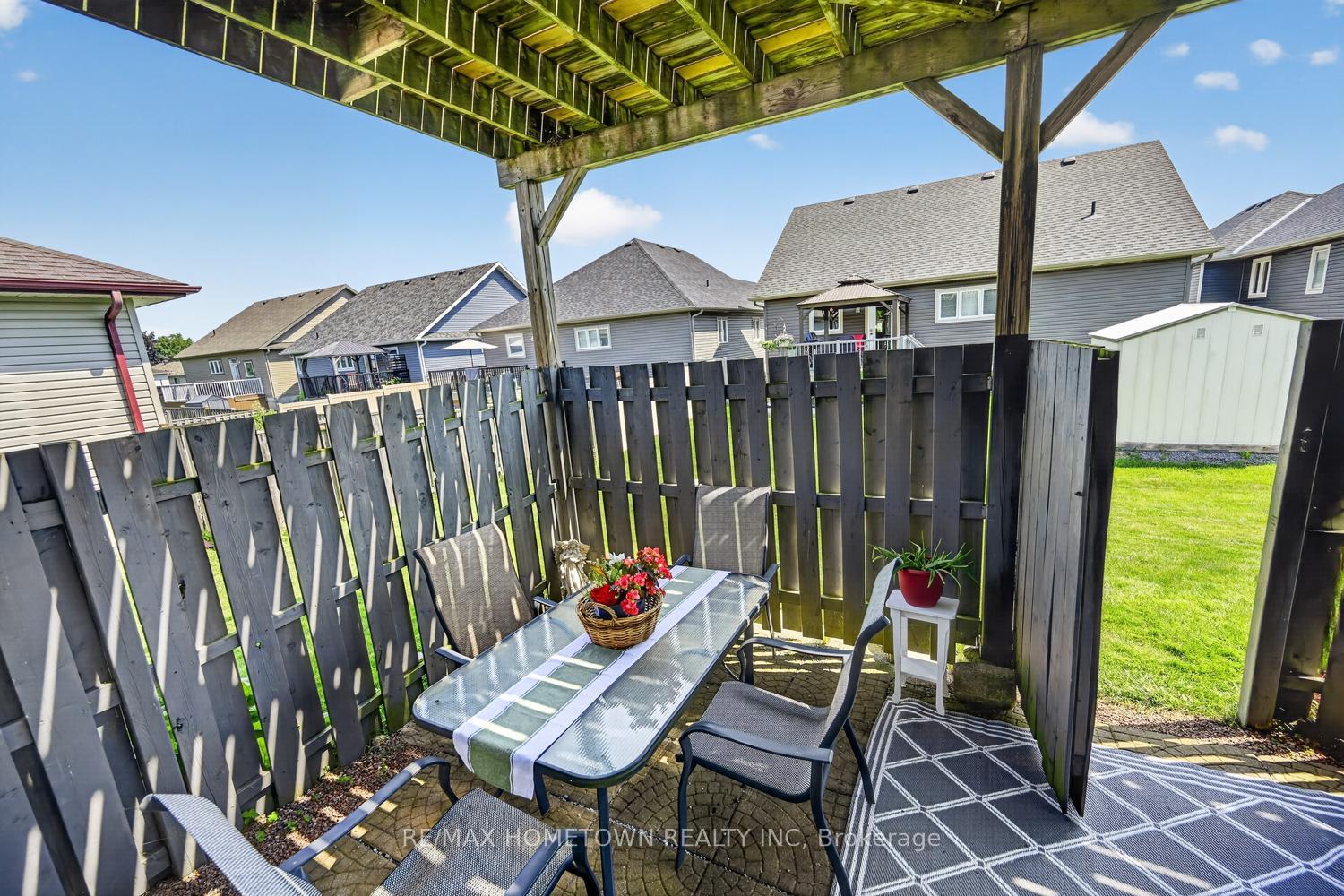Photo 21 of 286 Beley Street, Brockville, Brockville — HOMEH