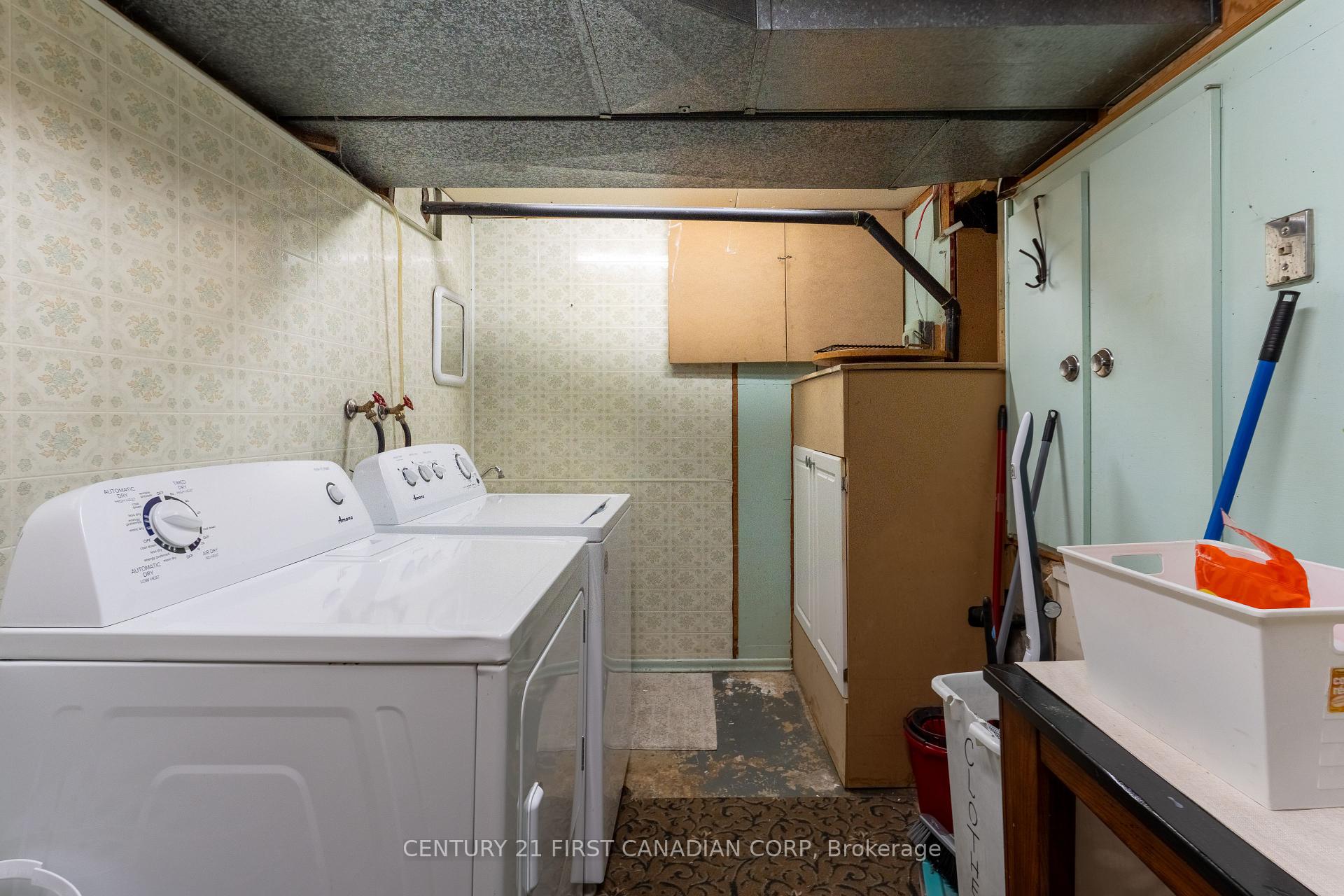 Photo 35 of 32 Mendip Crescent, London, South Y — HOMEH