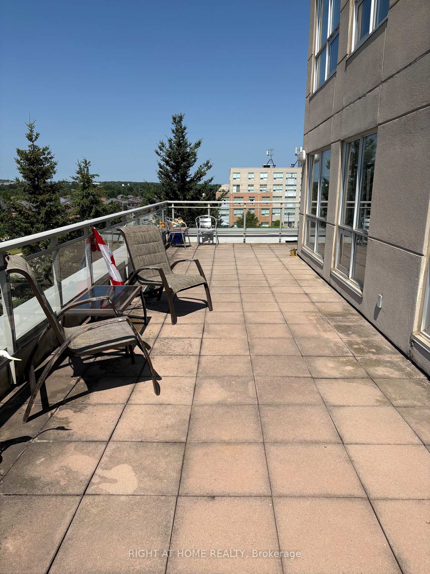 Photo 28 of Unit 404, 94 Dean Avenue, Barrie, Painswick South — HOMEH