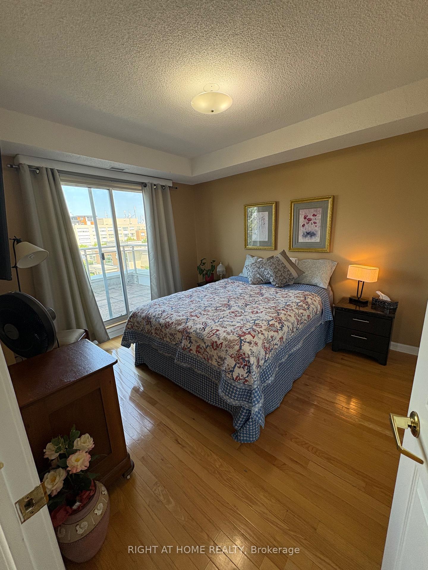 Photo 39 of Unit 404, 94 Dean Avenue, Barrie, Painswick South — HOMEH
