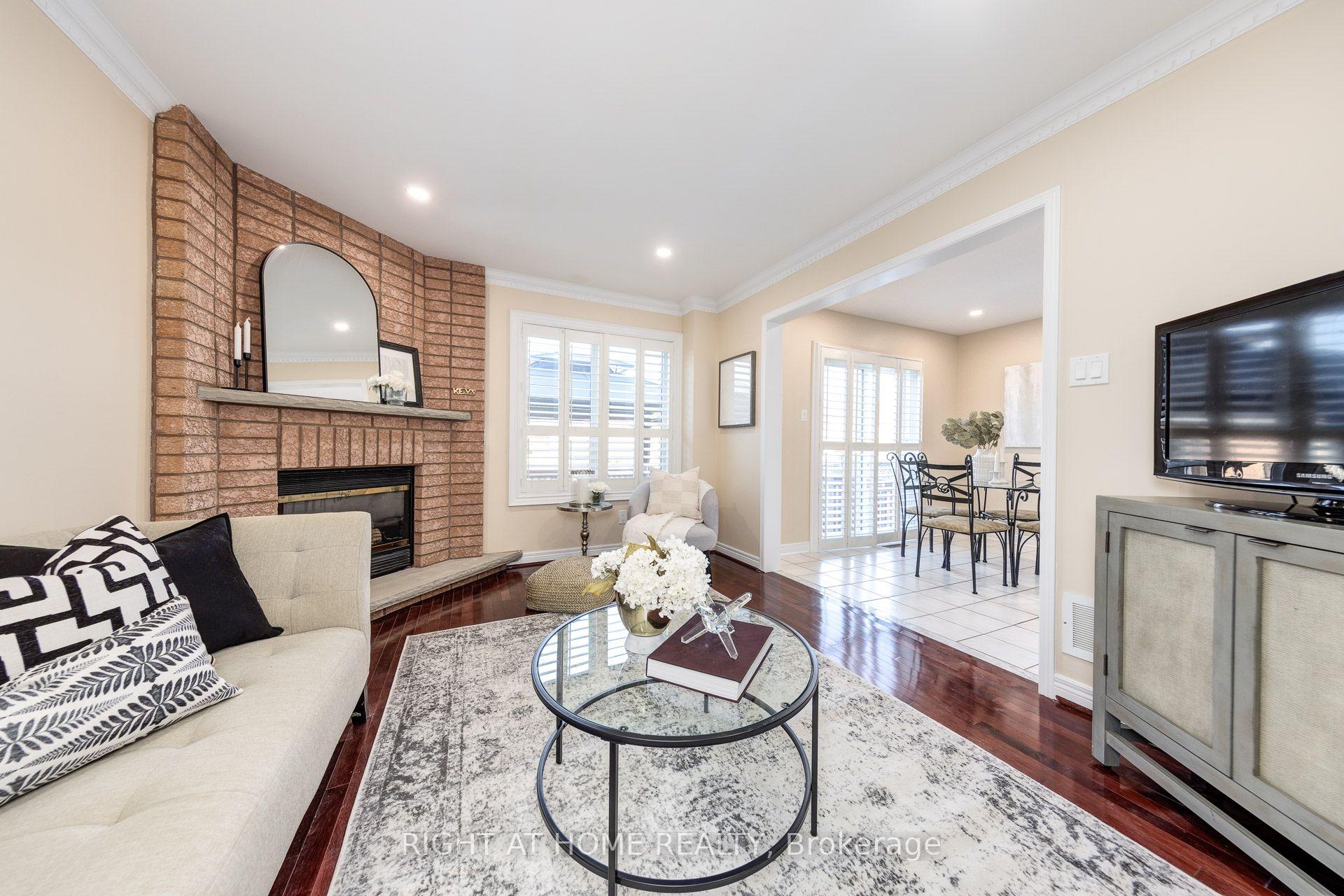 Photo 10 of 1552 Otonabee Drive, Pickering, Amberlea — HOMEH