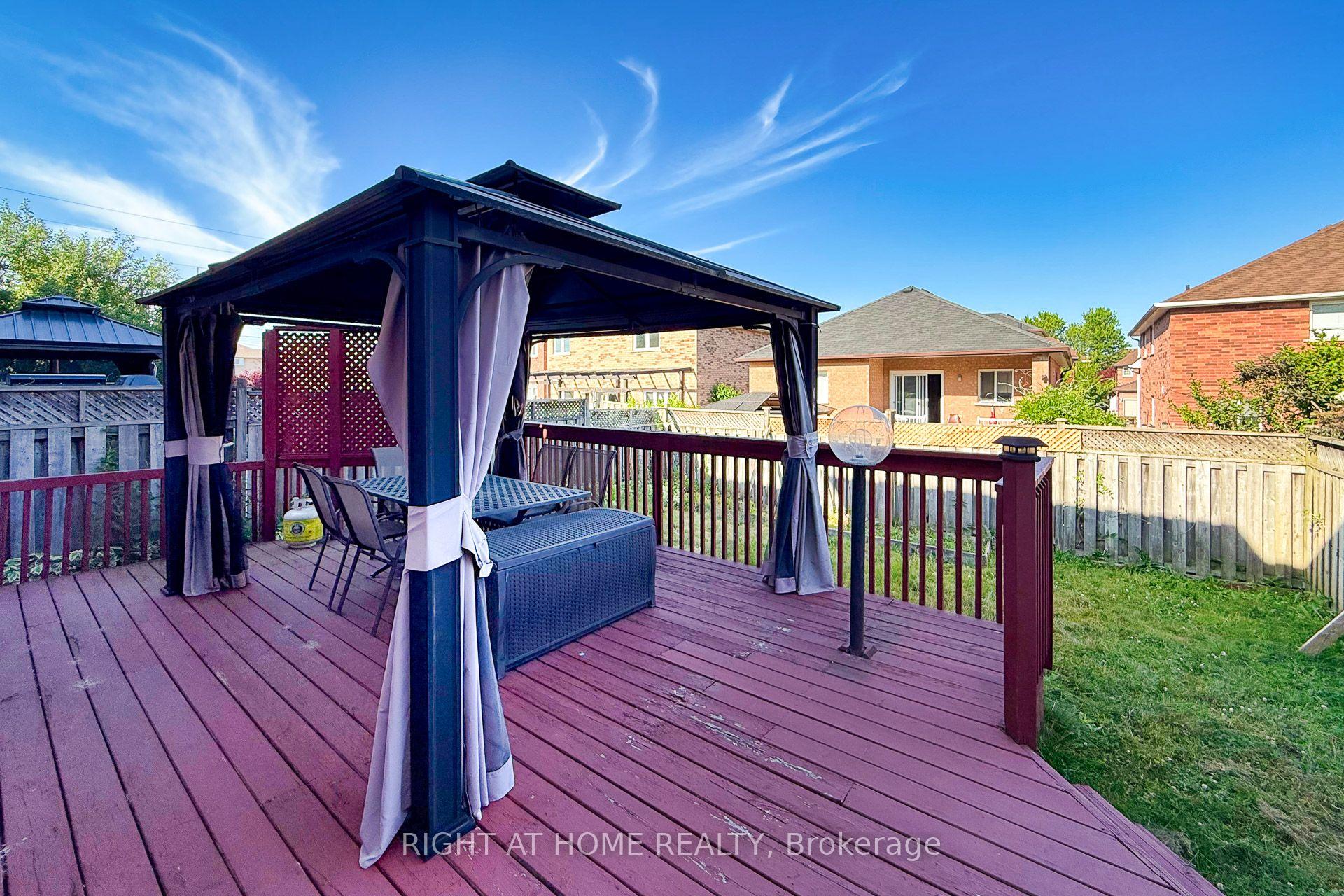 Photo 30 of 1552 Otonabee Drive, Pickering, Amberlea — HOMEH