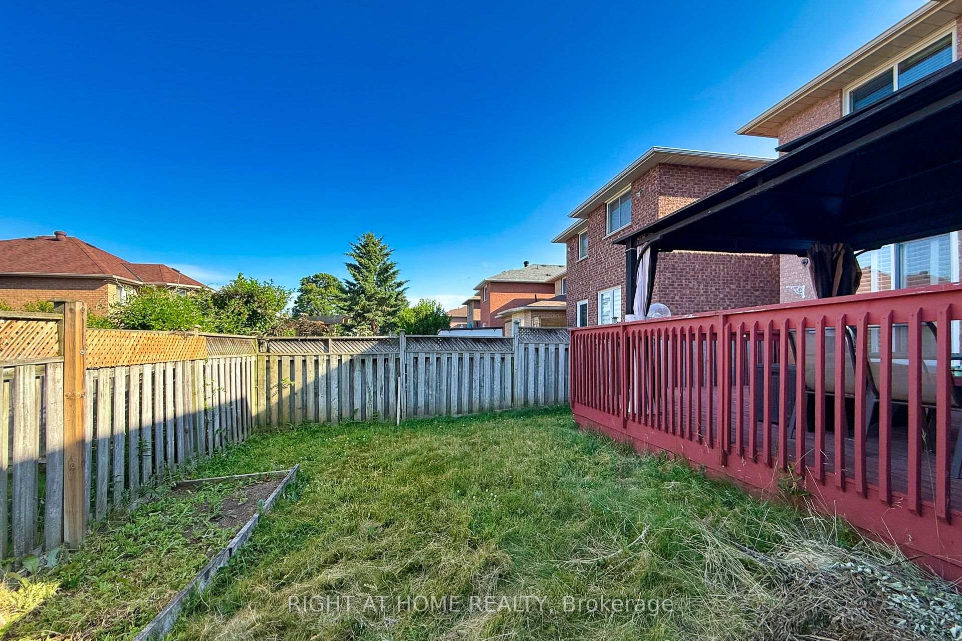 Photo 35 of 1552 Otonabee Drive, Pickering, Amberlea — HOMEH