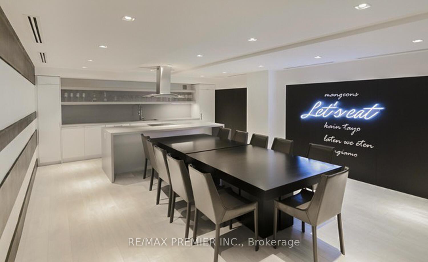 Photo 16 of Unit 1406, 2908 Highway 7 Road, Vaughan, Concord — HOMEH