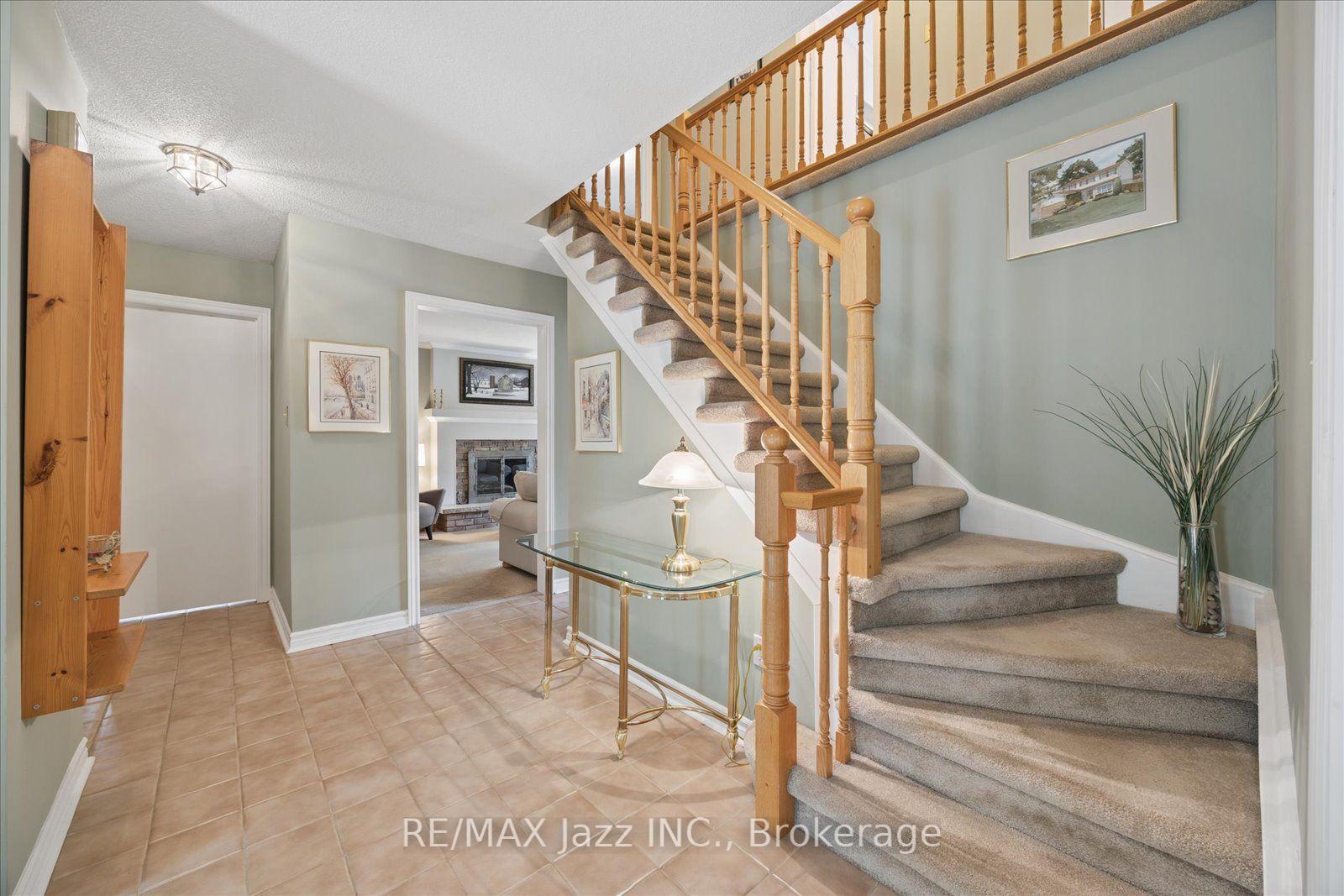 Photo 4 of 38 Trinity Crescent, Whitby, Pringle Creek — HOMEH