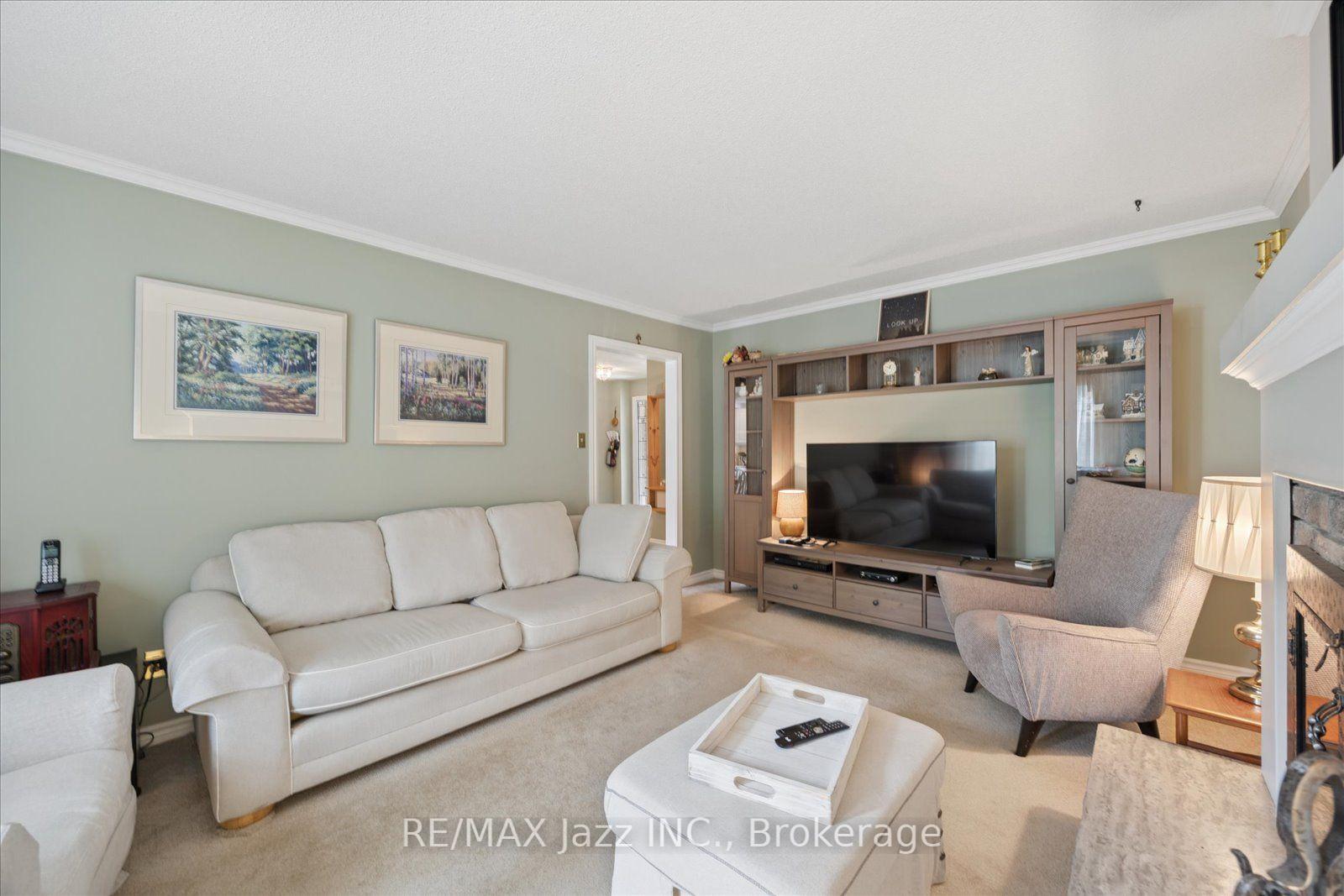 Photo 20 of 38 Trinity Crescent, Whitby, Pringle Creek — HOMEH