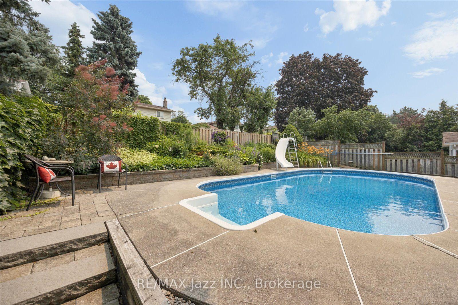 Photo 41 of 38 Trinity Crescent, Whitby, Pringle Creek — HOMEH