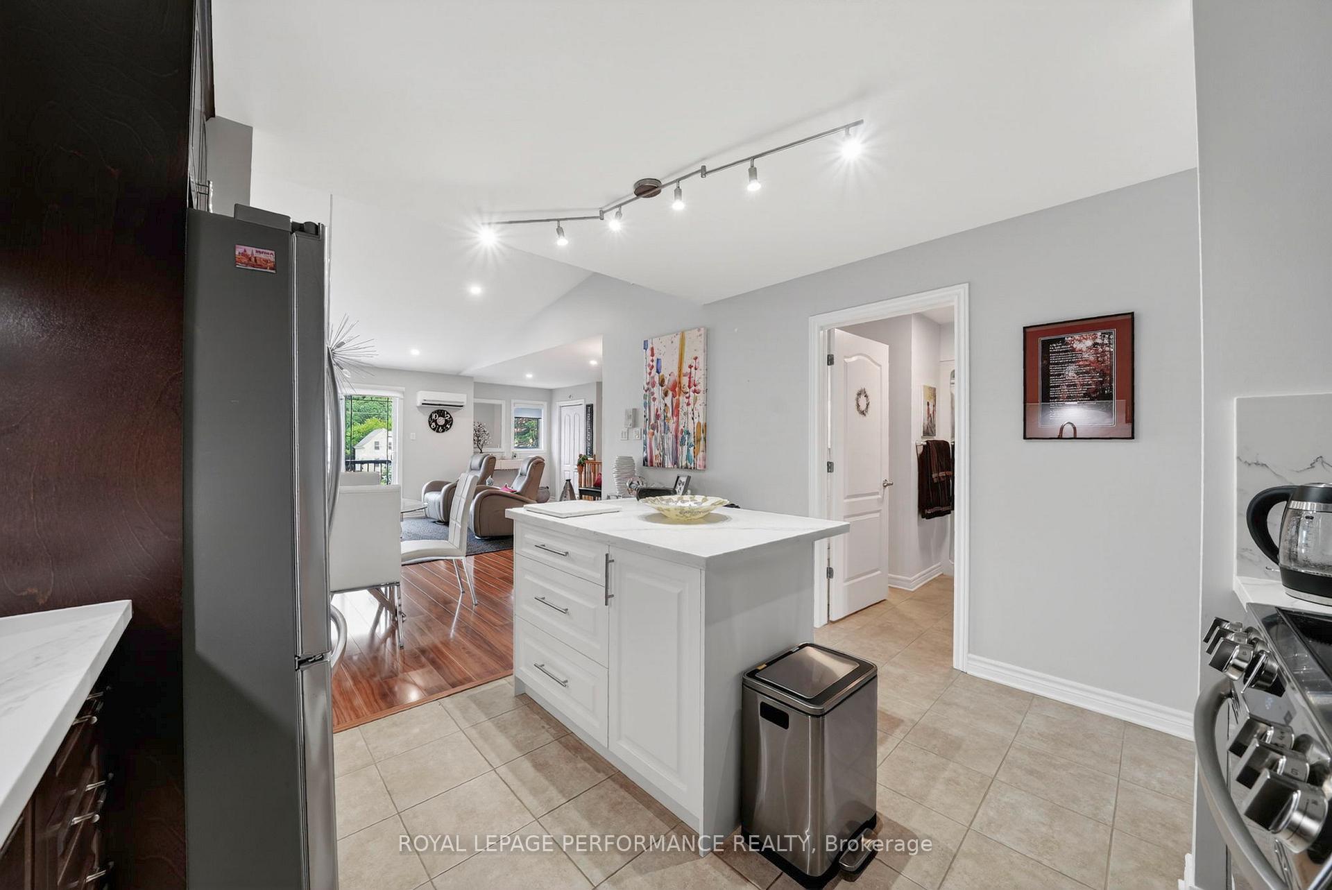 Photo 17 of Unit 204, 222 First Street E, Cornwall, Cornwall — HOMEH