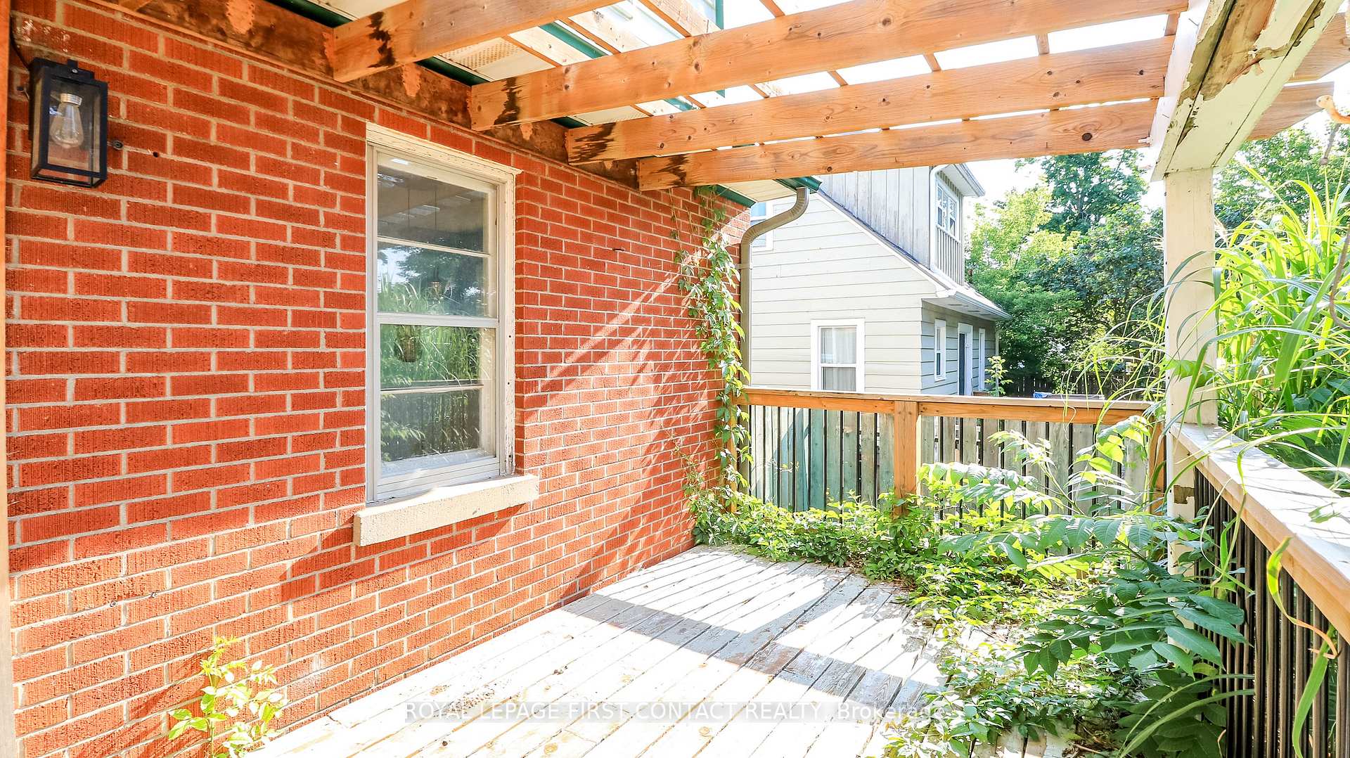 Photo 7 of 47 Campbell Avenue, Barrie, Allandale — HOMEH