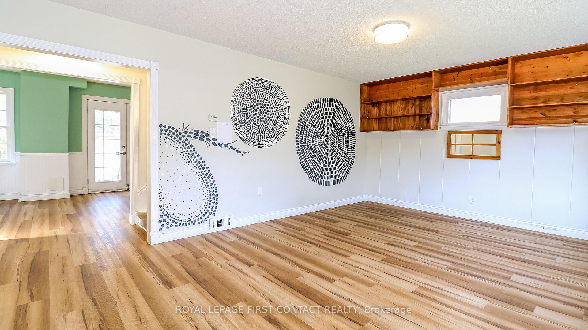 Photo 14 of 47 Campbell Avenue, Barrie, Allandale — HOMEH