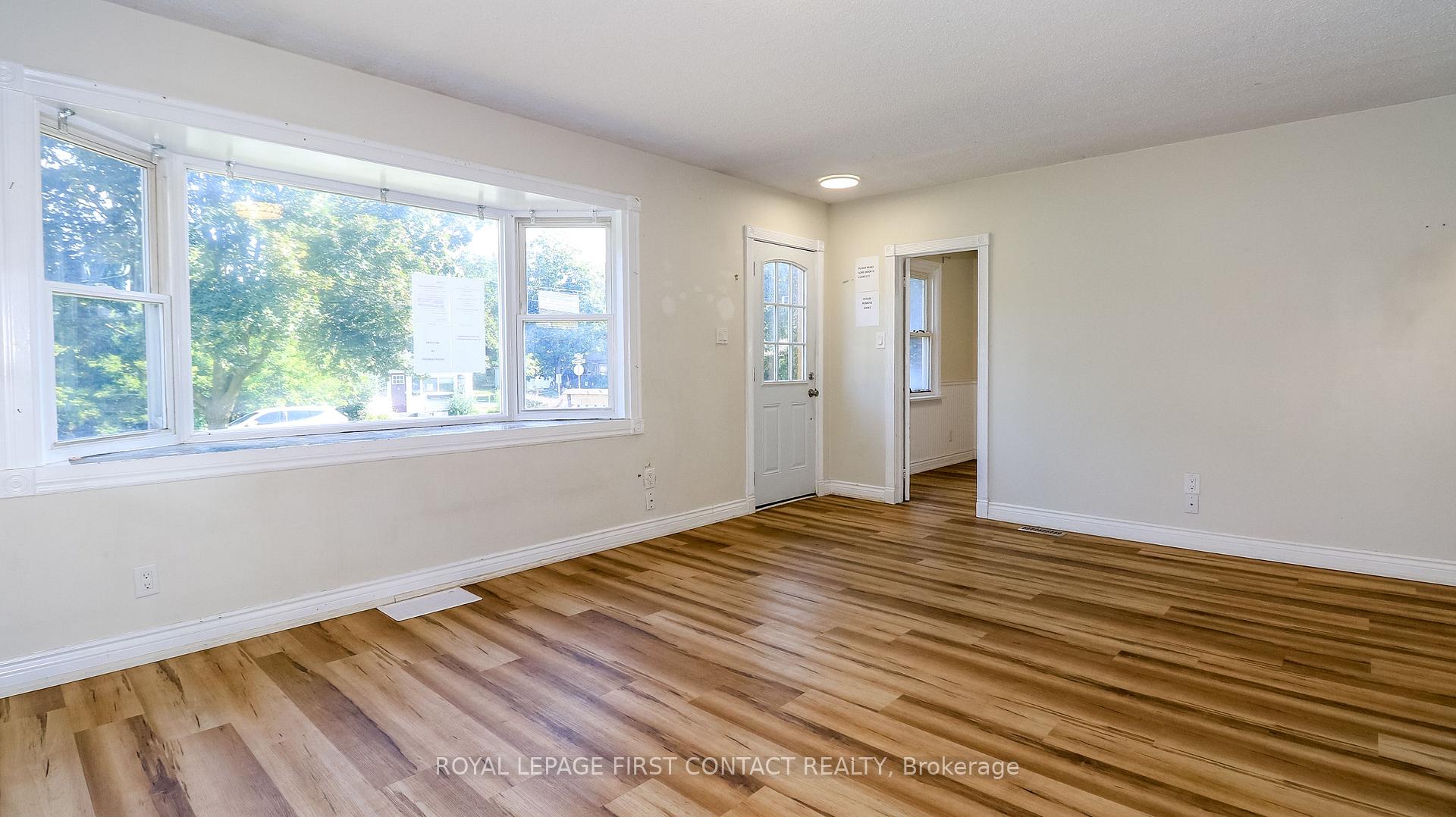 Photo 15 of 47 Campbell Avenue, Barrie, Allandale — HOMEH