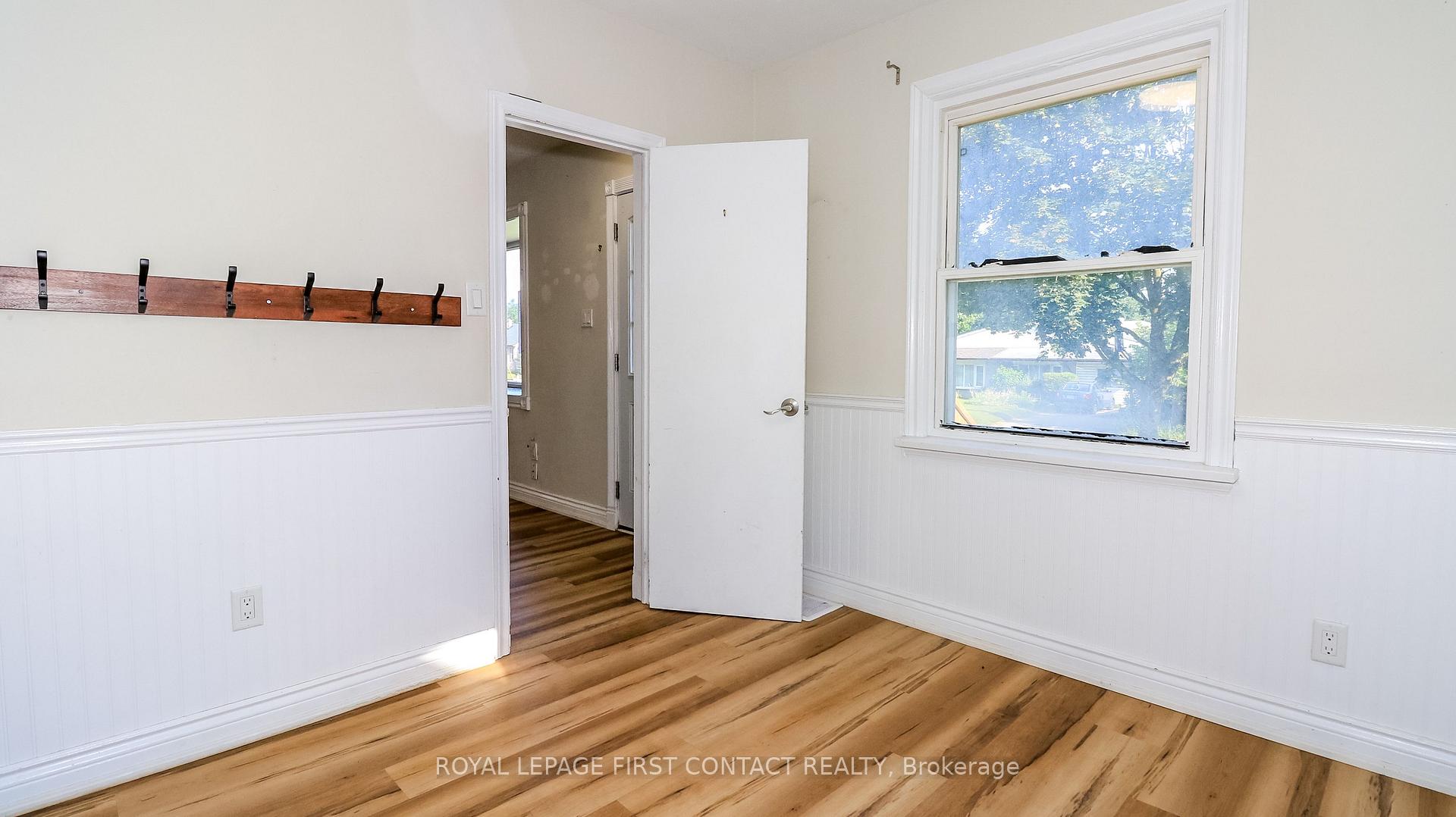 Photo 17 of 47 Campbell Avenue, Barrie, Allandale — HOMEH