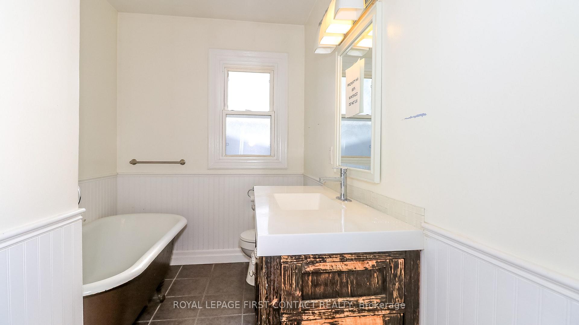 Photo 26 of 47 Campbell Avenue, Barrie, Allandale — HOMEH