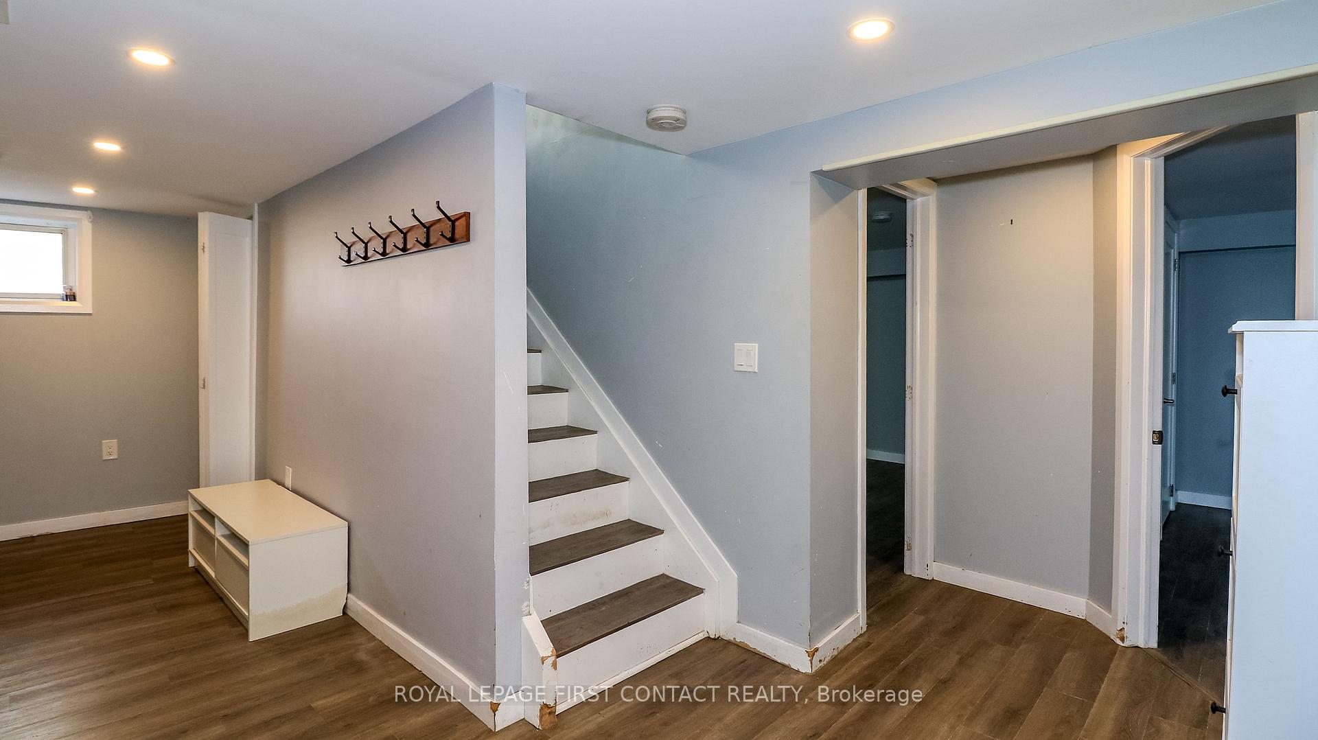 Photo 39 of 47 Campbell Avenue, Barrie, Allandale — HOMEH
