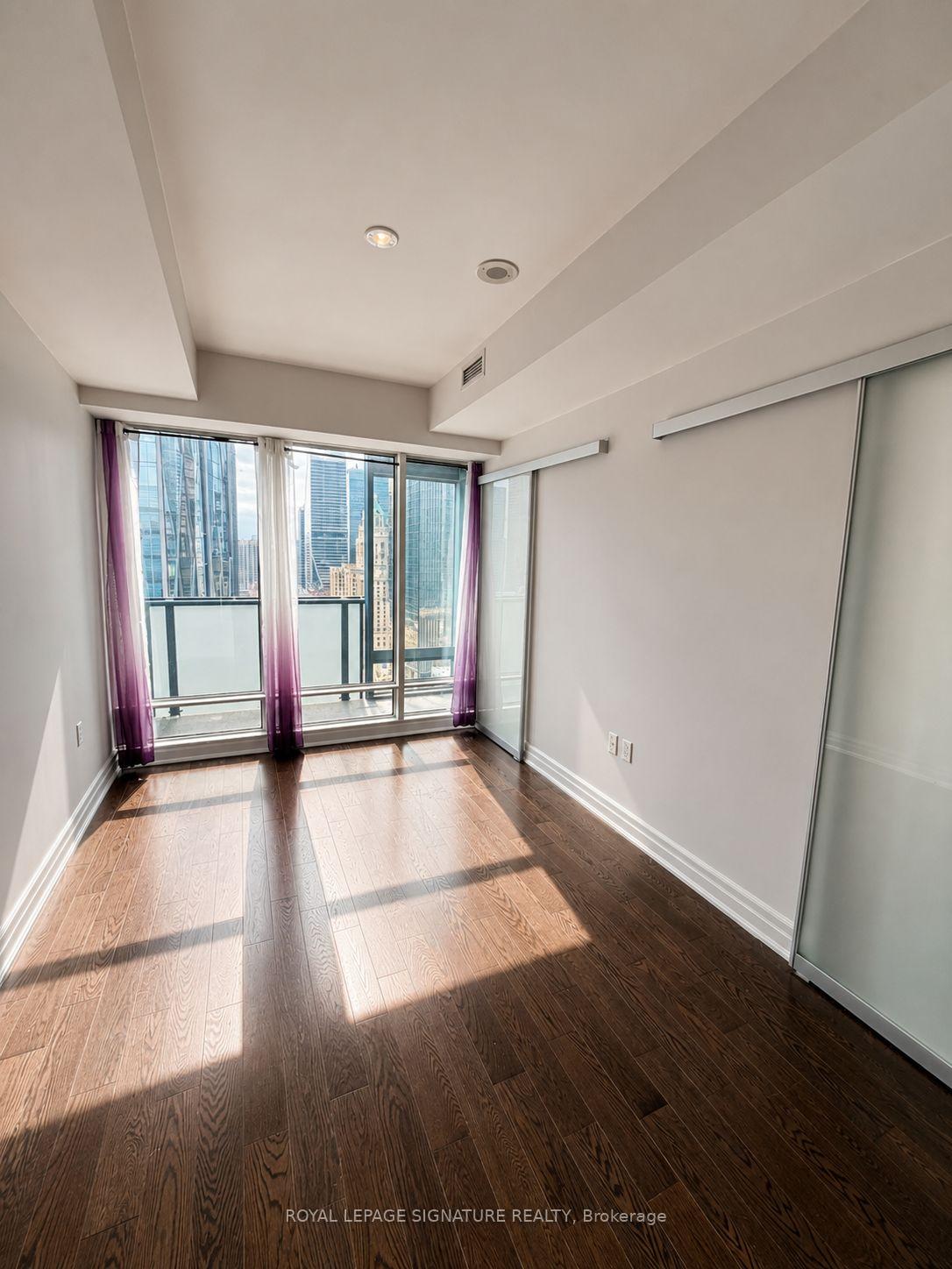 Photo 8 of Unit 2403, 8 The Esplanade, Toronto, Waterfront Communities — HOMEH