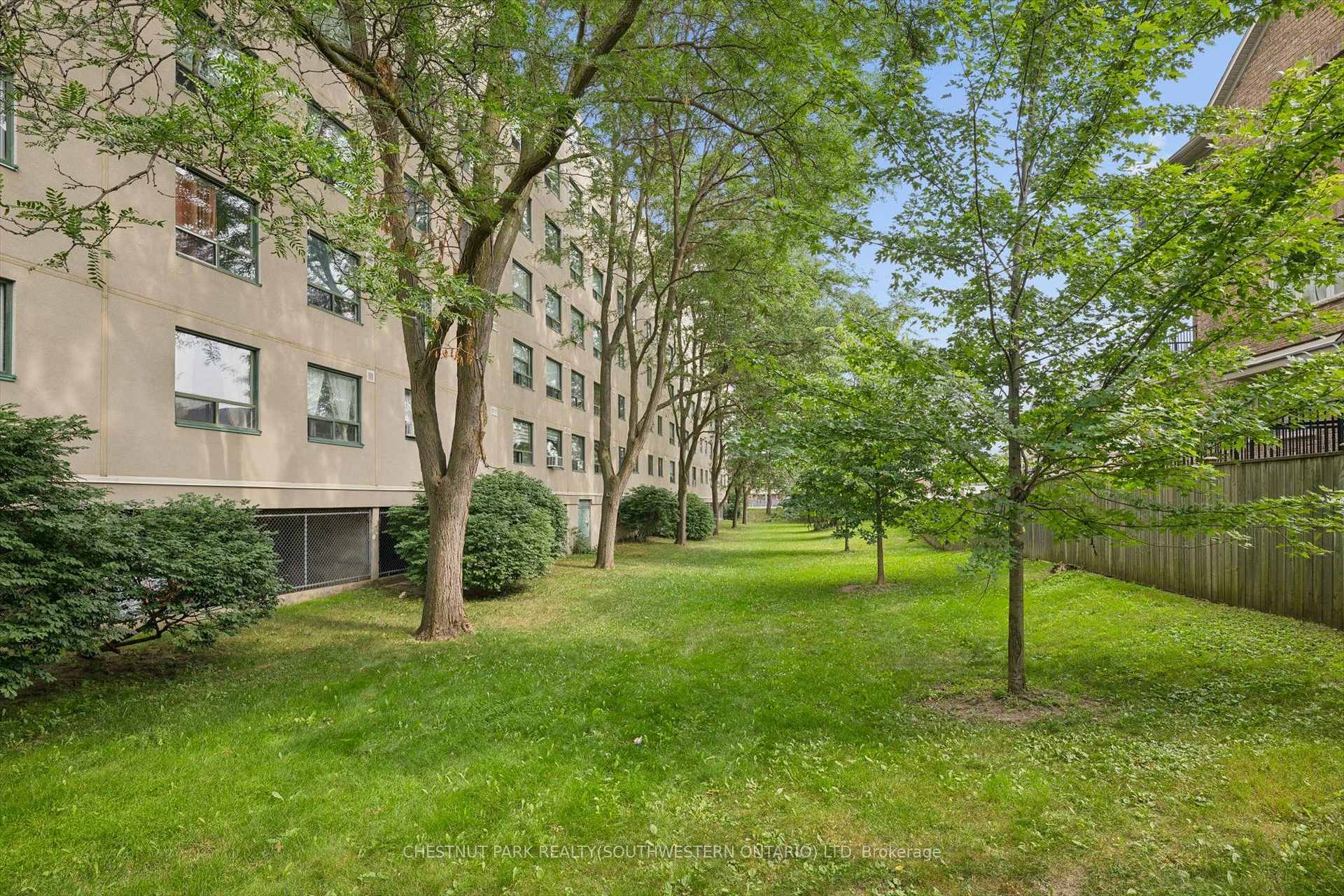Photo 25 of Unit 506, 18 Holborn Court, Kitchener, Stanley Park — HOMEH