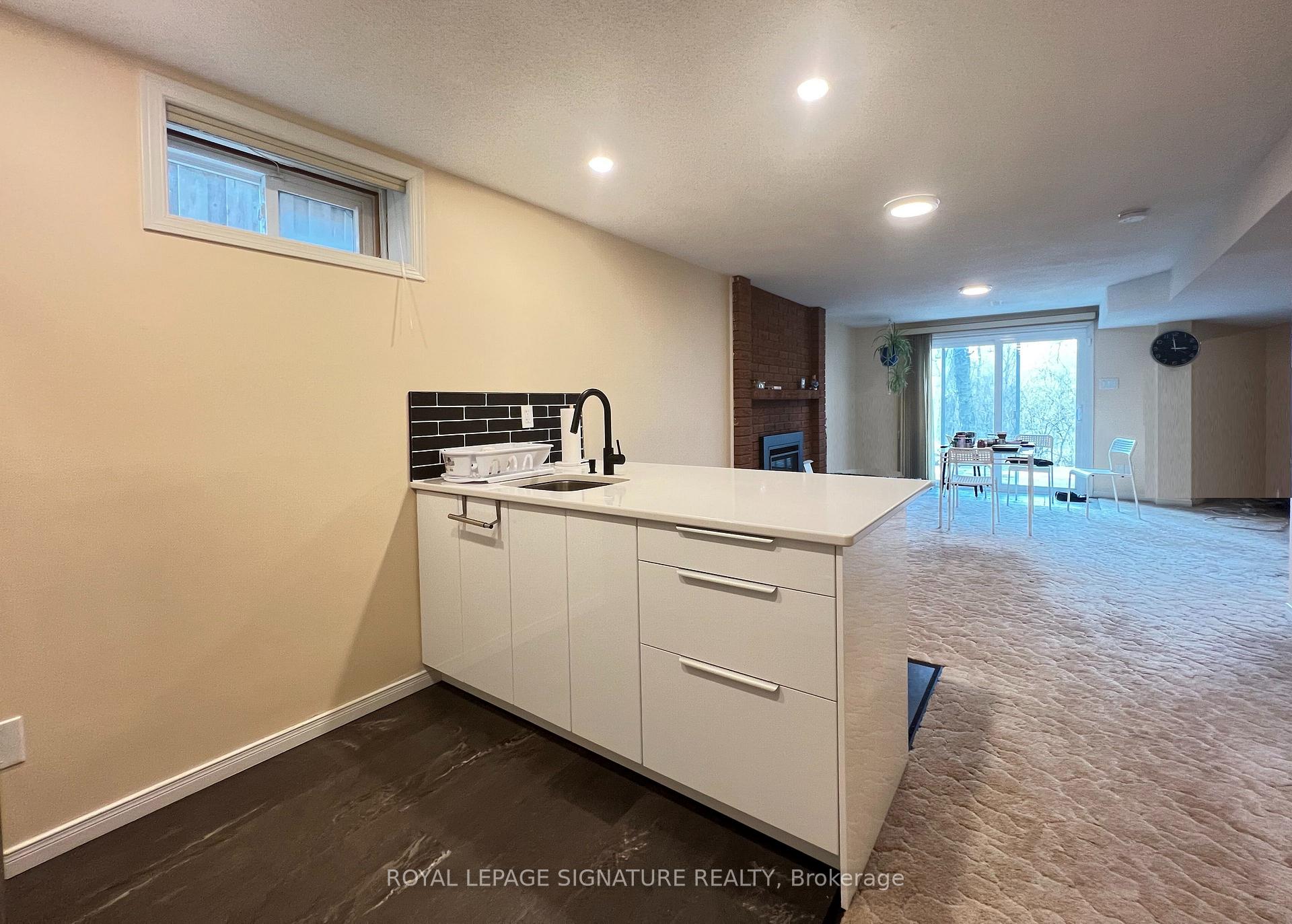 Photo 2 of Unit Bsmt, 12 Tanglewood Trail, Markham, Thornlea — HOMEH