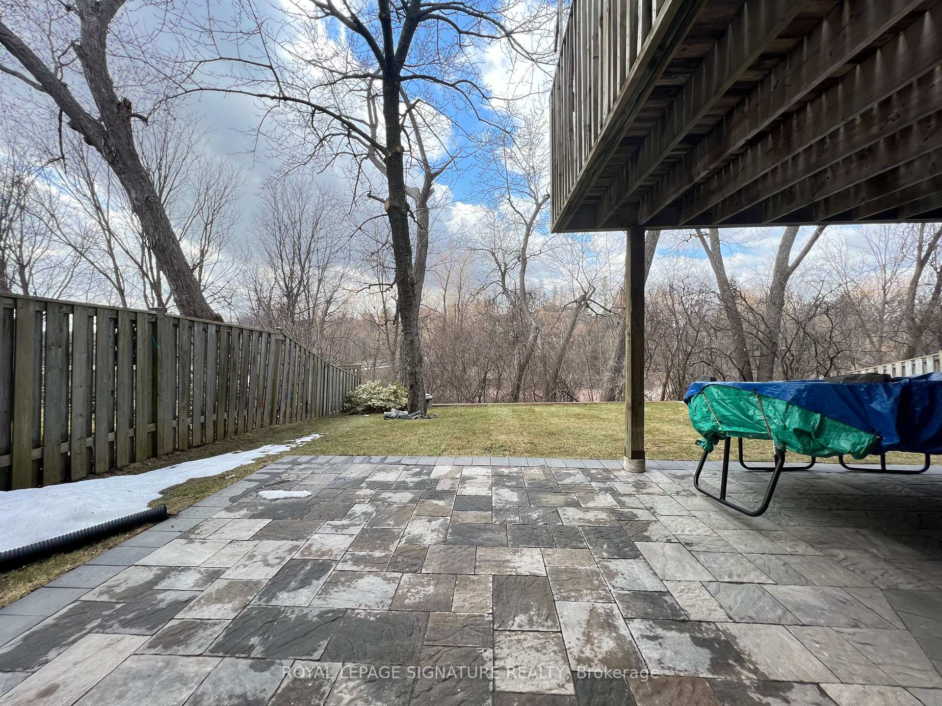 Photo 3 of Unit Bsmt, 12 Tanglewood Trail, Markham, Thornlea — HOMEH