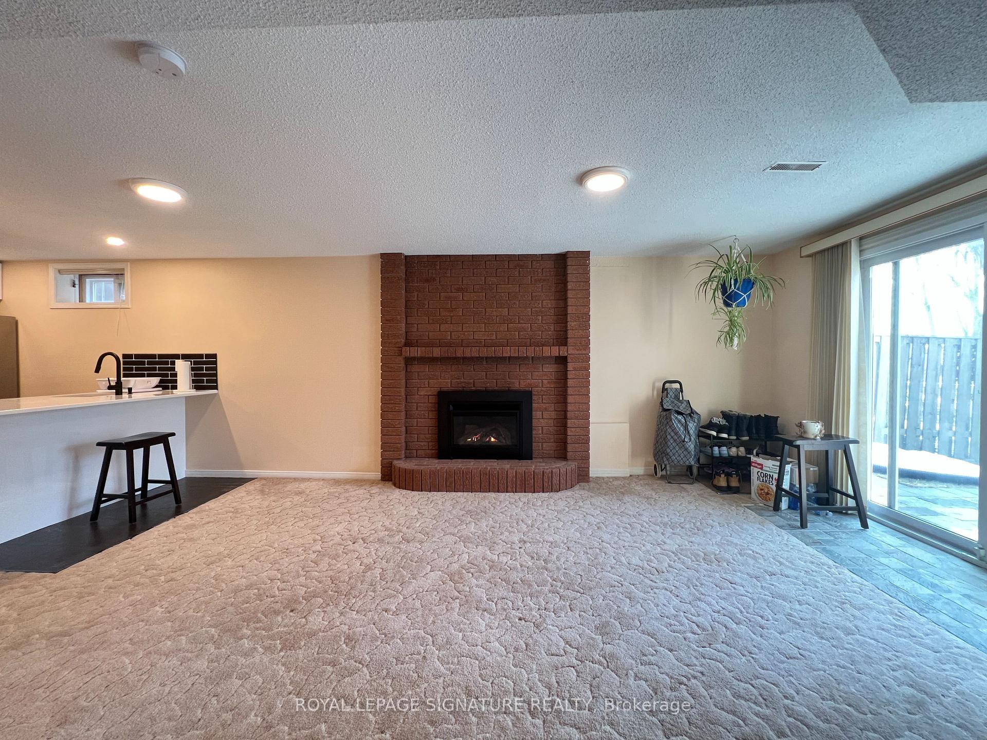 Photo of Unit Bsmt, 12 Tanglewood Trail