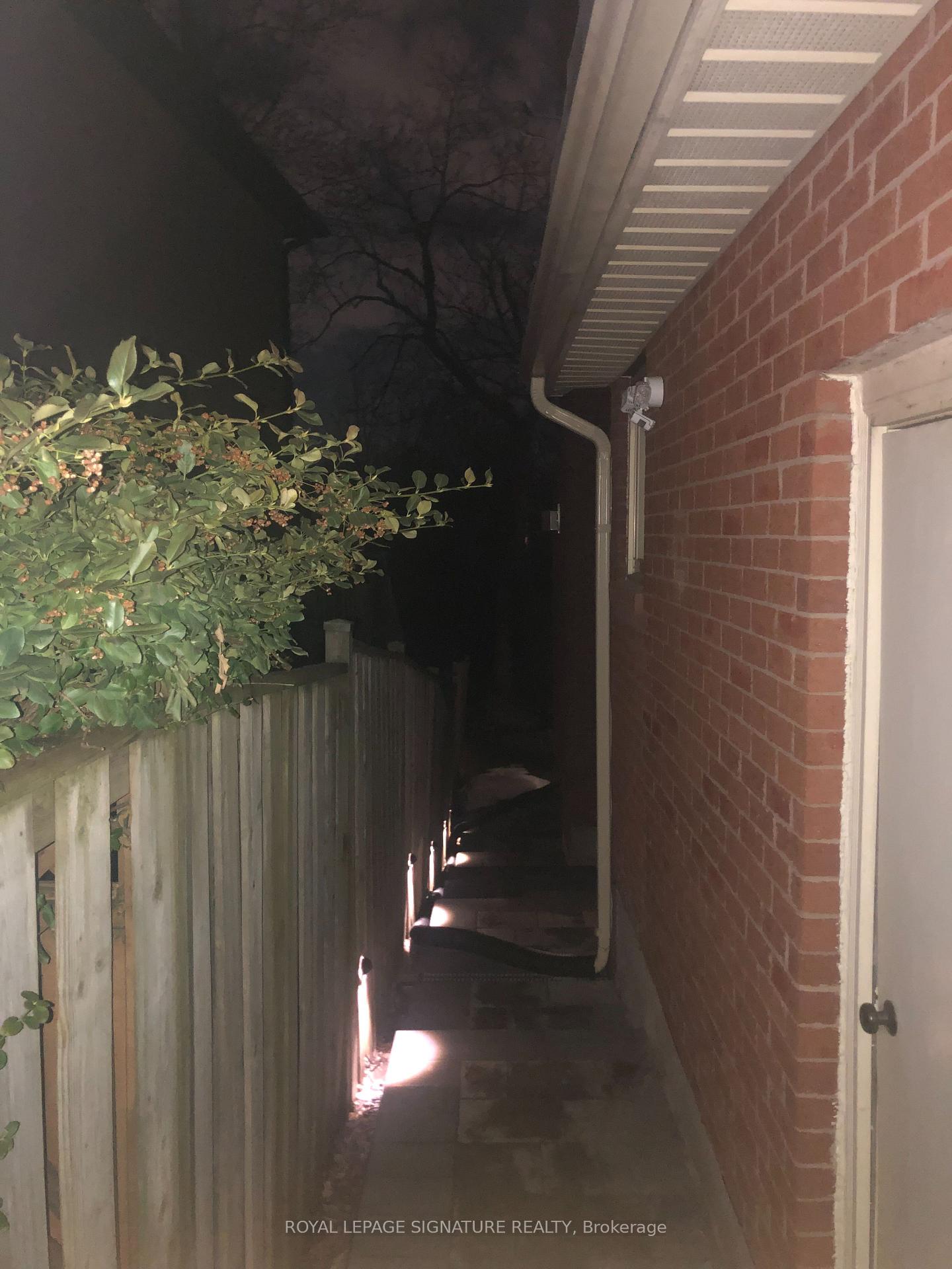 Photo 26 of Unit Bsmt, 12 Tanglewood Trail, Markham, Thornlea — HOMEH