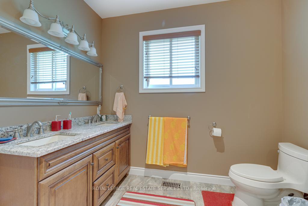 Photo 36 of 6949 Thorold Stone Road, Niagara Falls, Stamford — HOMEH