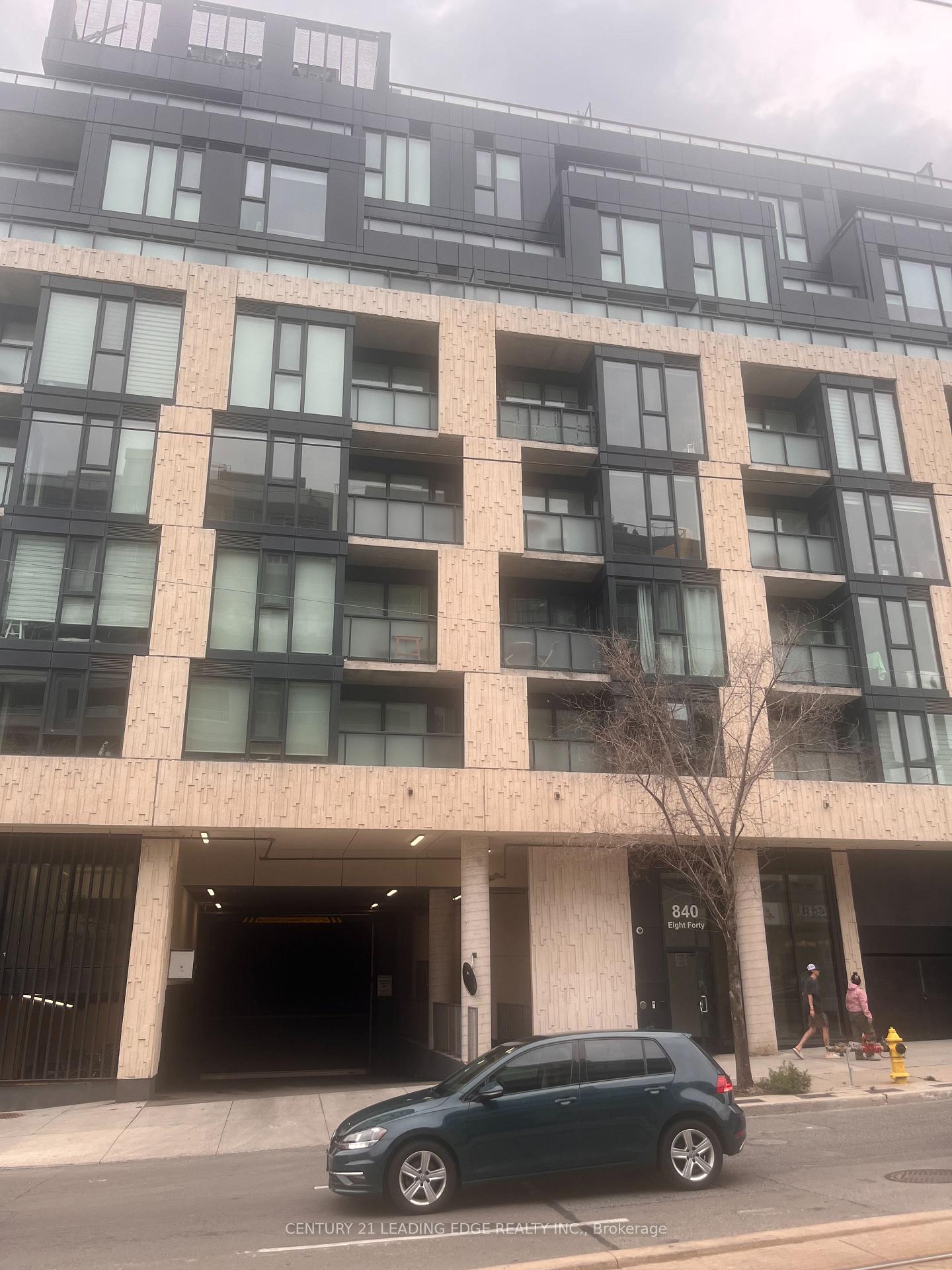 Front of Unit 401, 840 St Clair Avenue W