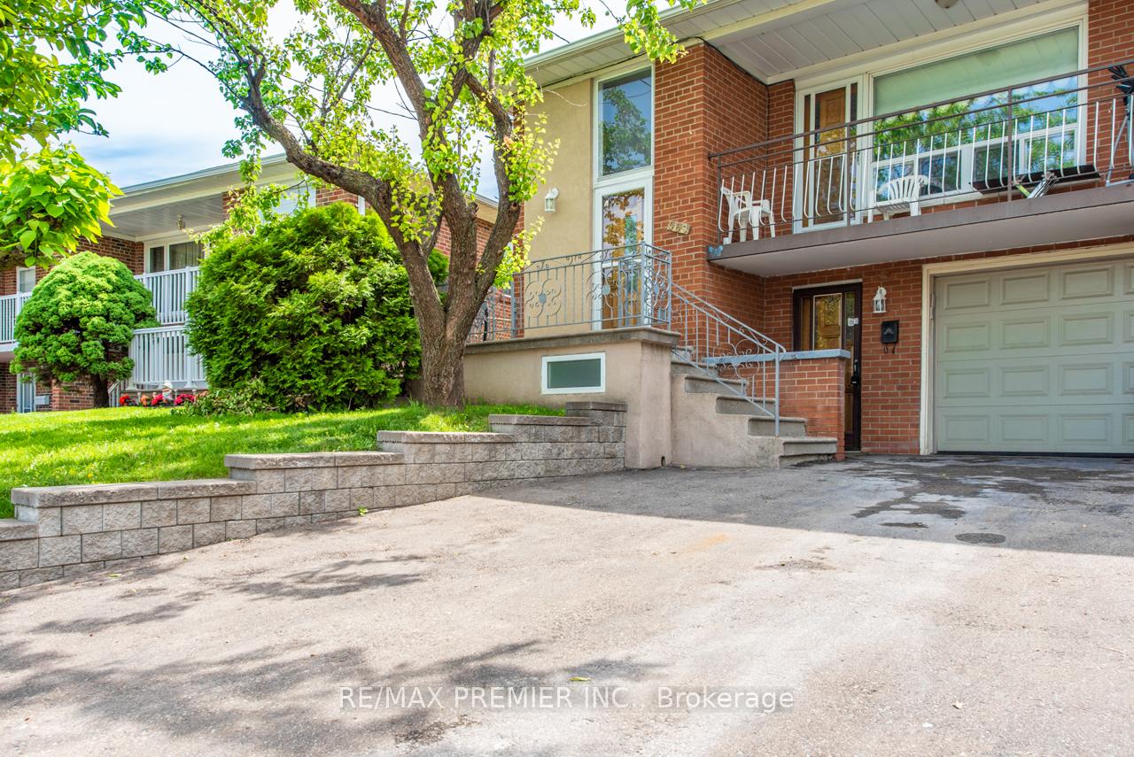 Photo 2 of Unit Bsmt, 569 Roding Street, North York, Downsview-Roding-CFB — HOMEH