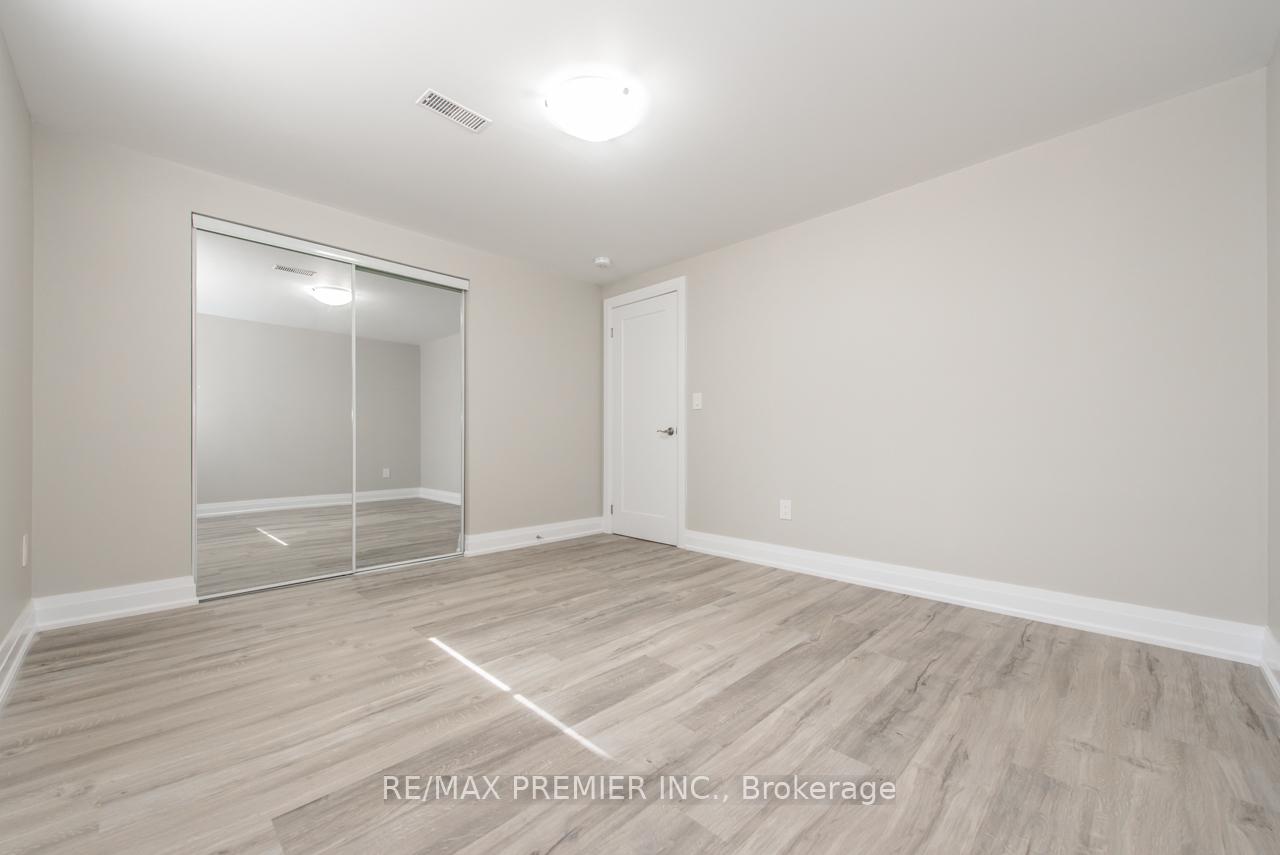 Photo 10 of Unit Bsmt, 569 Roding Street, North York, Downsview-Roding-CFB — HOMEH