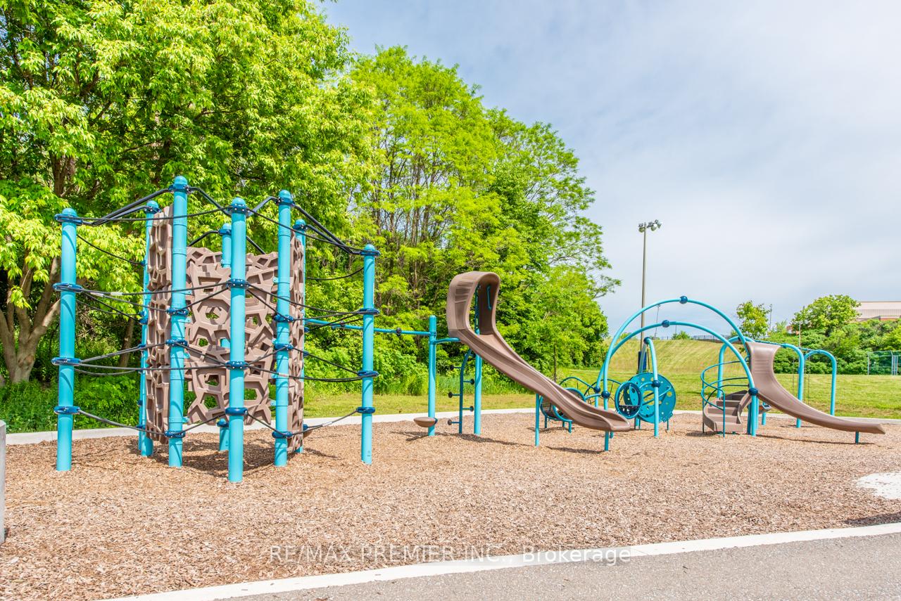 Photo 22 of Unit Bsmt, 569 Roding Street, North York, Downsview-Roding-CFB — HOMEH