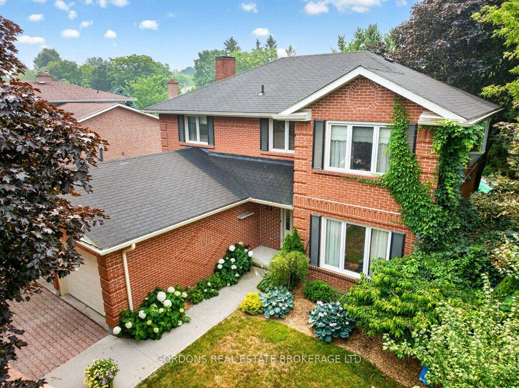 Photo 1 of 24 Nottingham Place, Kingston, West of Sir John A. Blvd — HOMEH