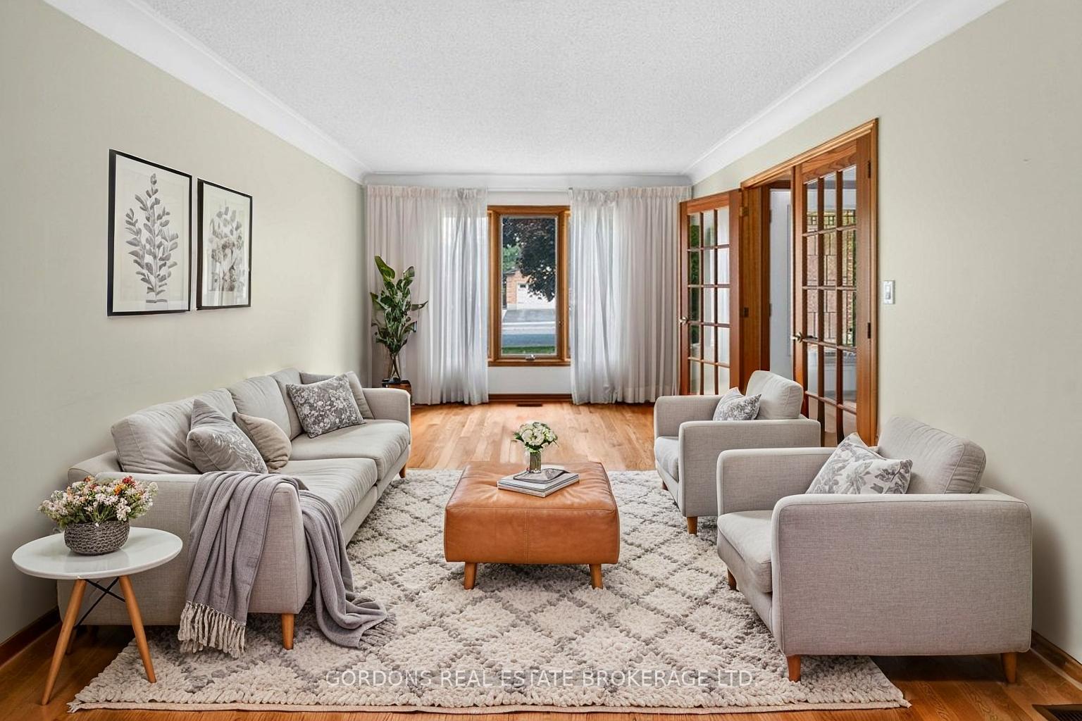 Photo 11 of 24 Nottingham Place, Kingston, West of Sir John A. Blvd — HOMEH