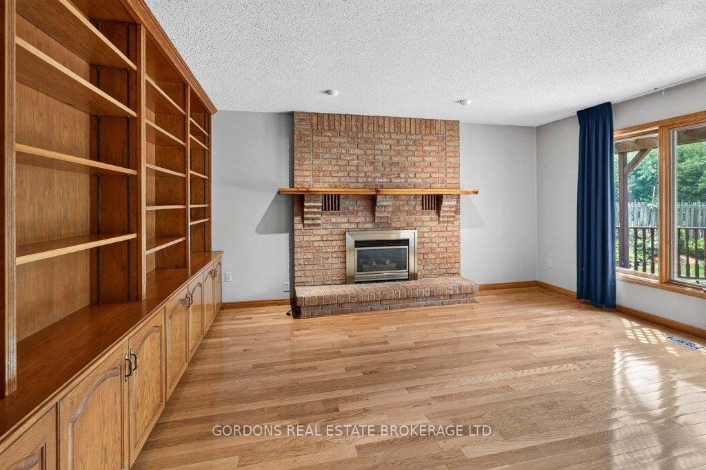Photo 23 of 24 Nottingham Place, Kingston, West of Sir John A. Blvd — HOMEH