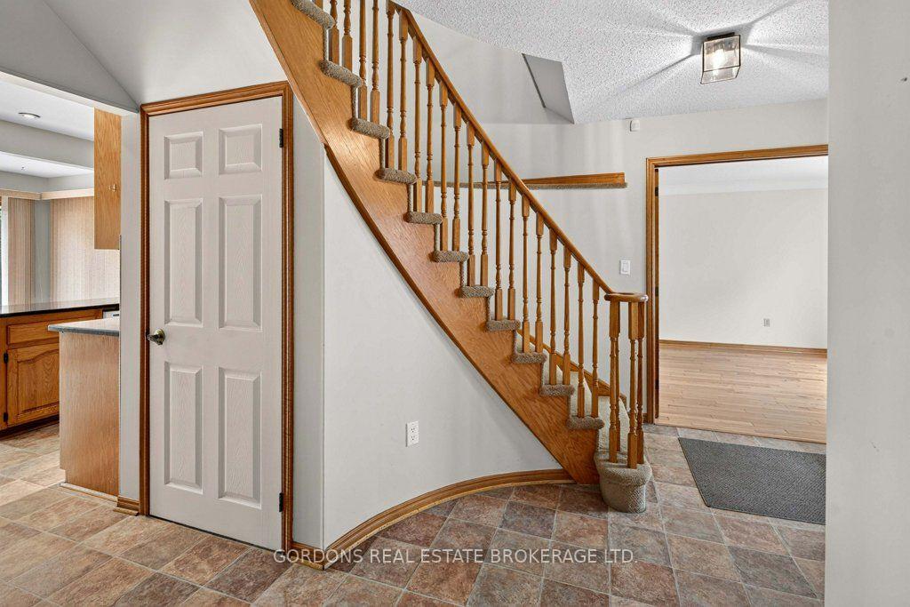 Photo 24 of 24 Nottingham Place, Kingston, West of Sir John A. Blvd — HOMEH