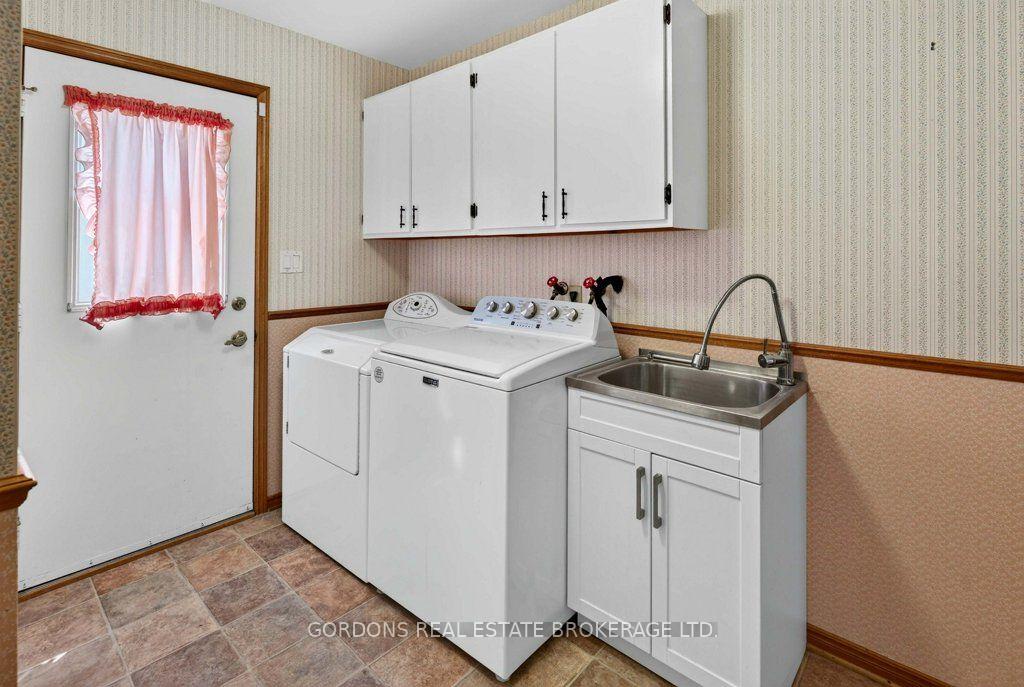 Photo 26 of 24 Nottingham Place, Kingston, West of Sir John A. Blvd — HOMEH