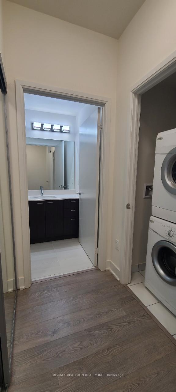 Photo 14 of Unit 2907, 30 Roehampton Avenue, Toronto, Mount Pleasant West — HOMEH