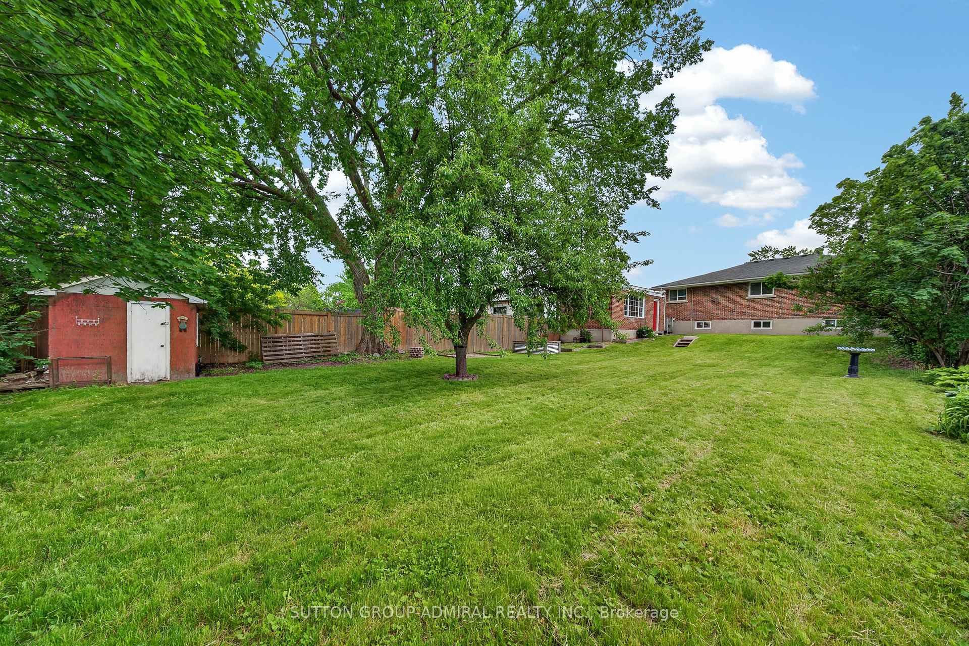 Photo 2 of 26 Shannon Street, Barrie, Wellington — HOMEH