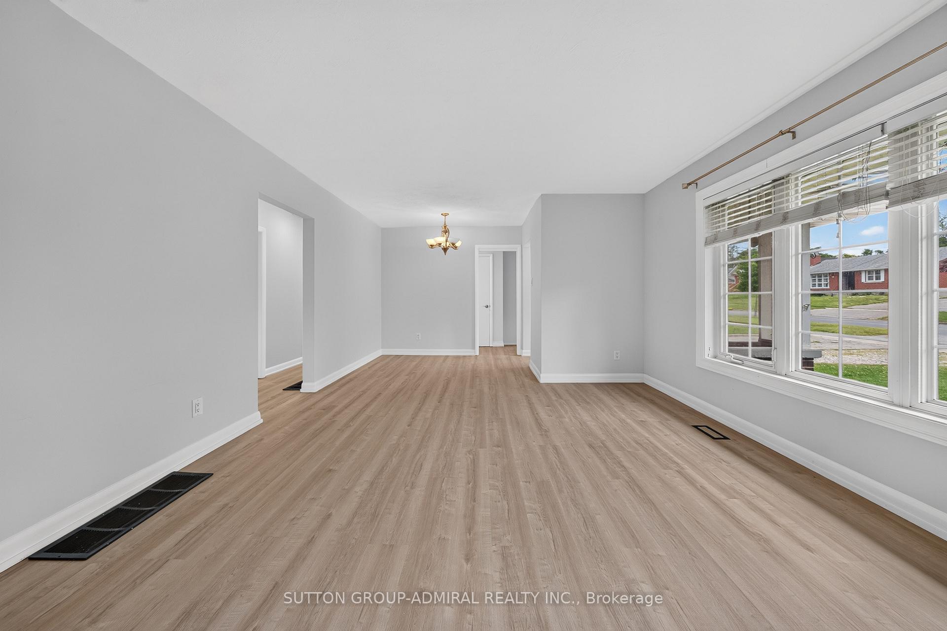 Photo 12 of 26 Shannon Street, Barrie, Wellington — HOMEH