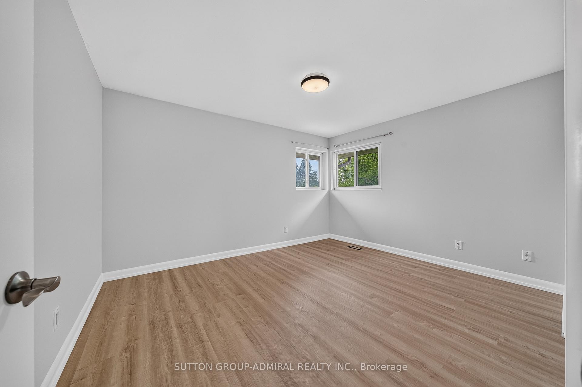 Photo 19 of 26 Shannon Street, Barrie, Wellington — HOMEH