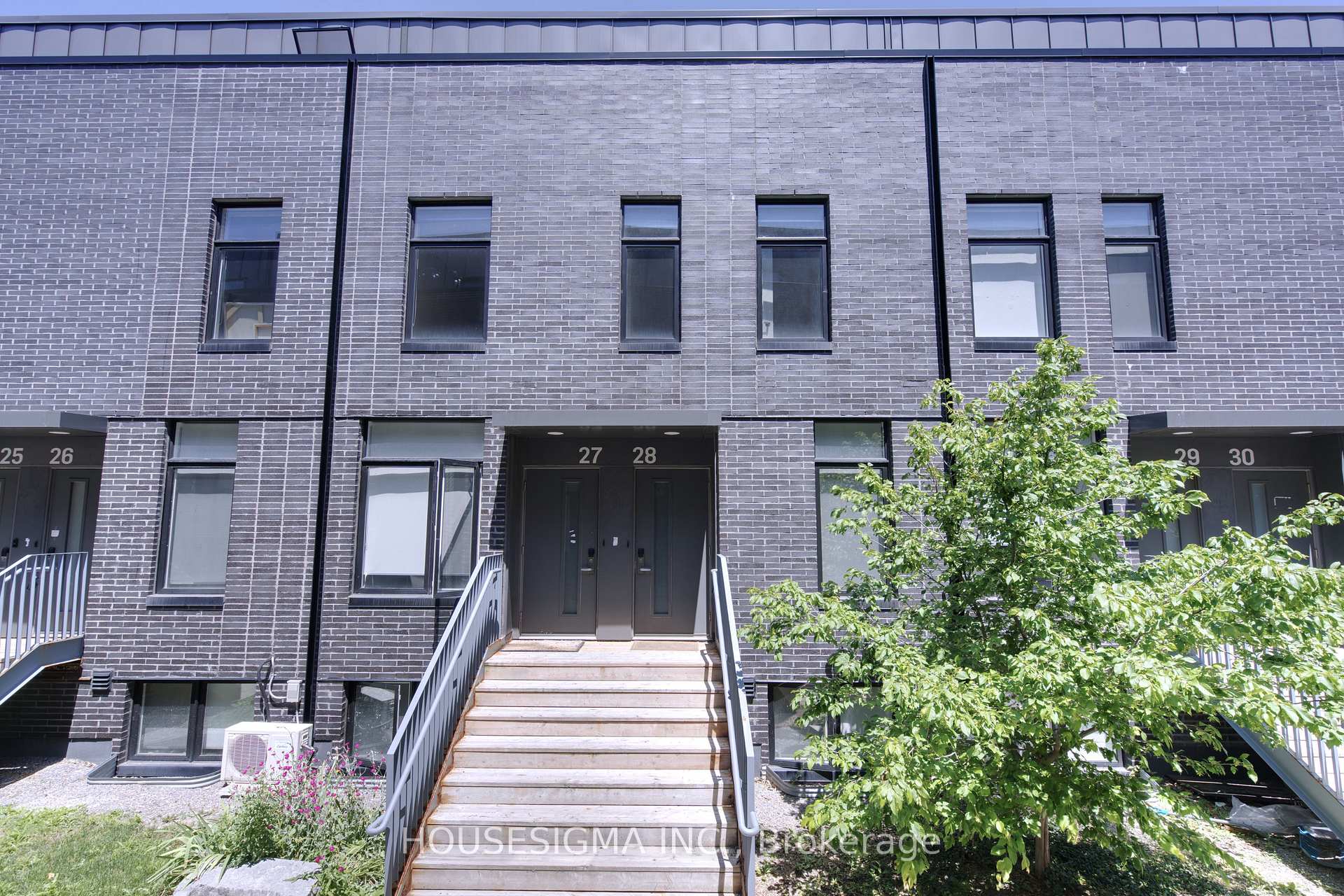 Photo 1 of Unit 28, 1720 Simcoe Street N, Oshawa, Samac — HOMEH