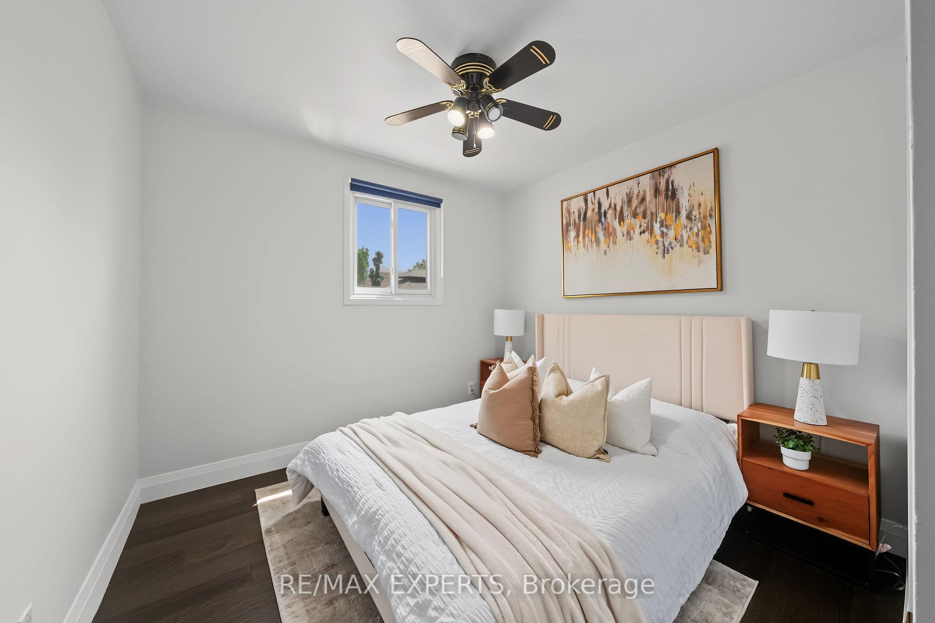 Photo 21 of 25 Riverton Drive, North York, Humber Summit — HOMEH